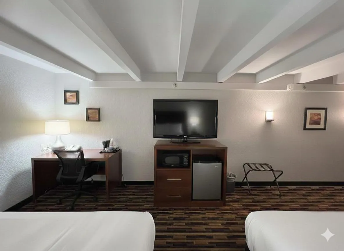 Bed in Country Inn & Suites by Radisson, Battle Creek, MI