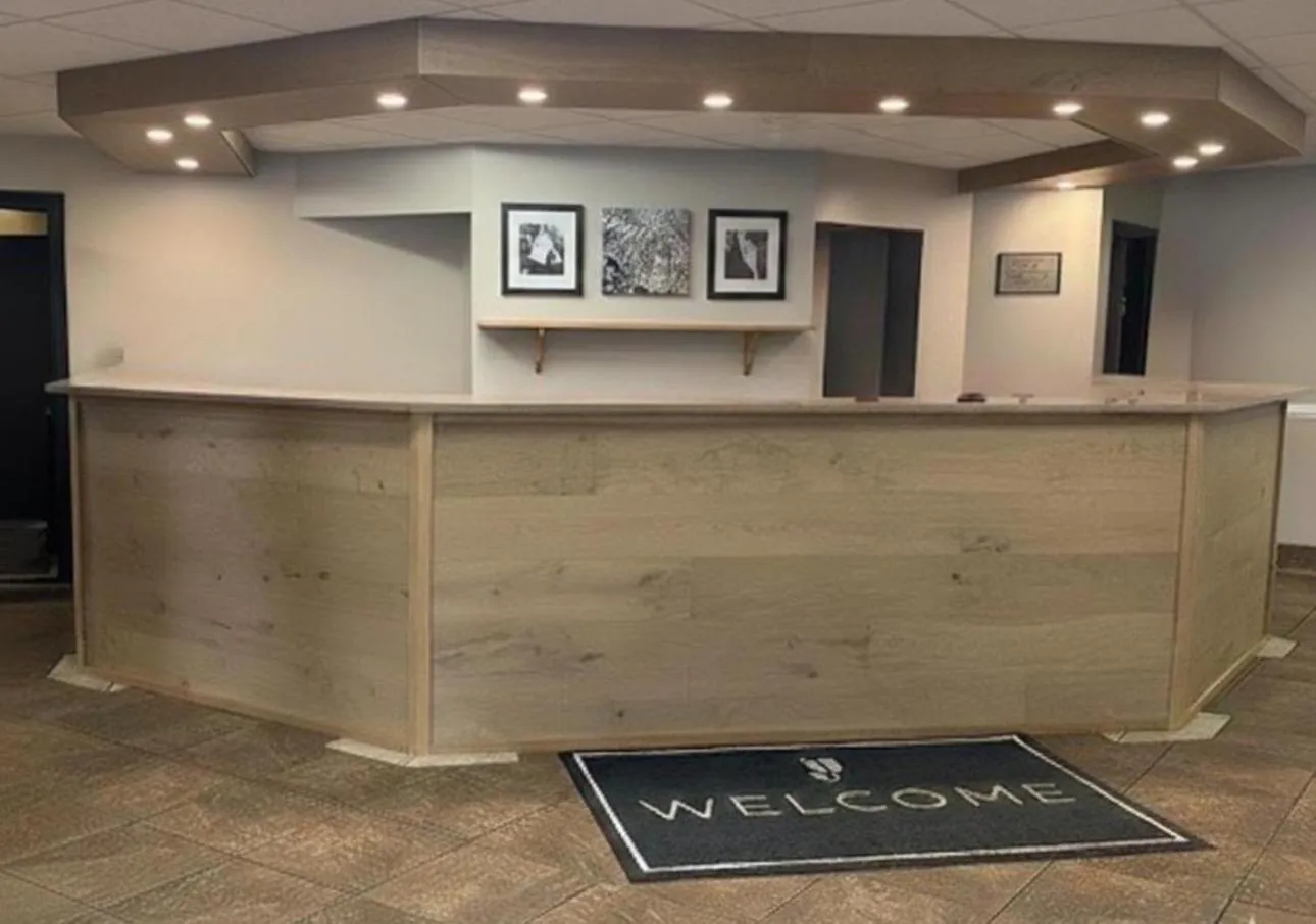 Country Inn & Suites by Radisson, Battle Creek, MI