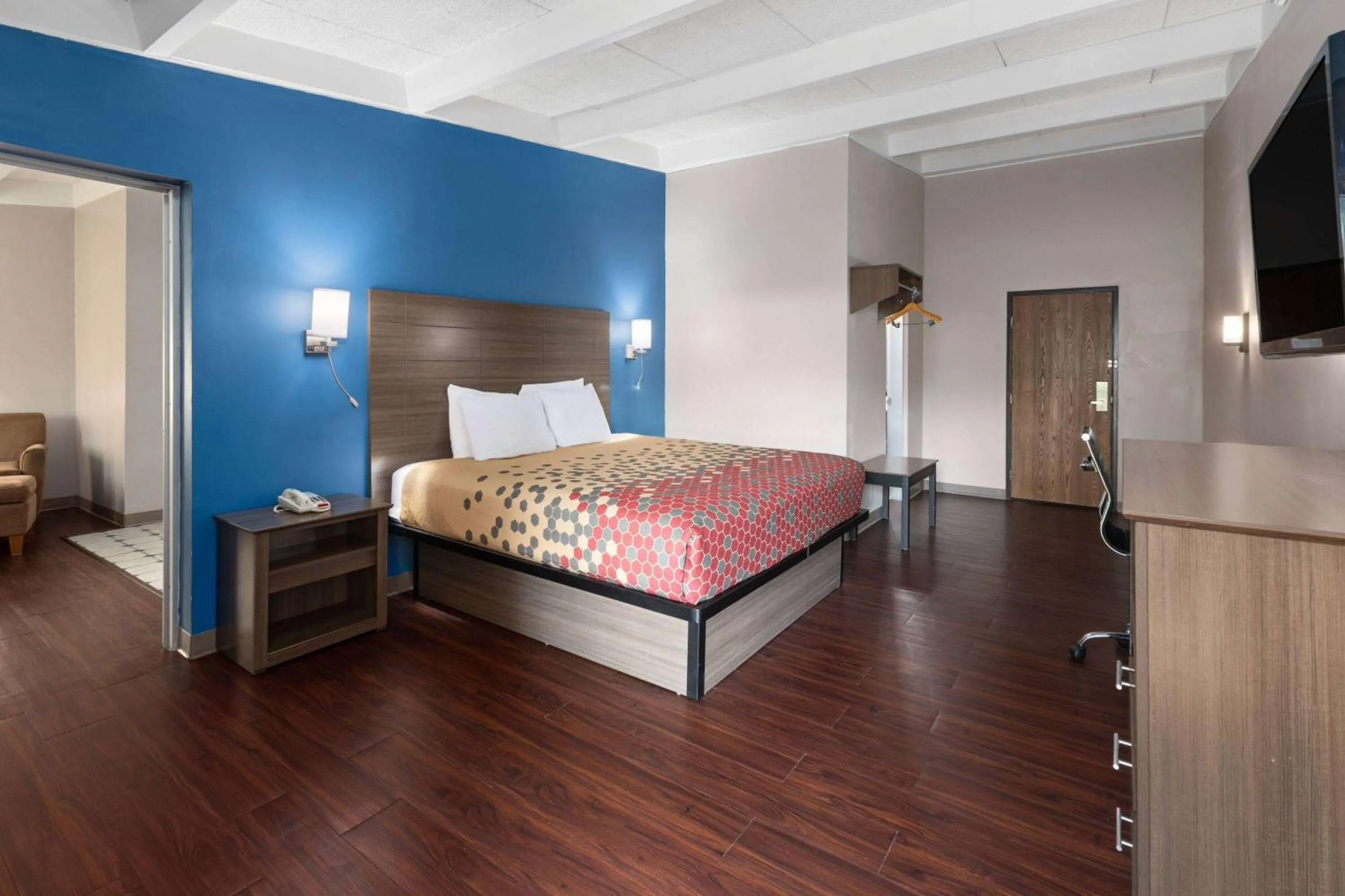 Bedroom, Bed in Baymont by Wyndham Bay City