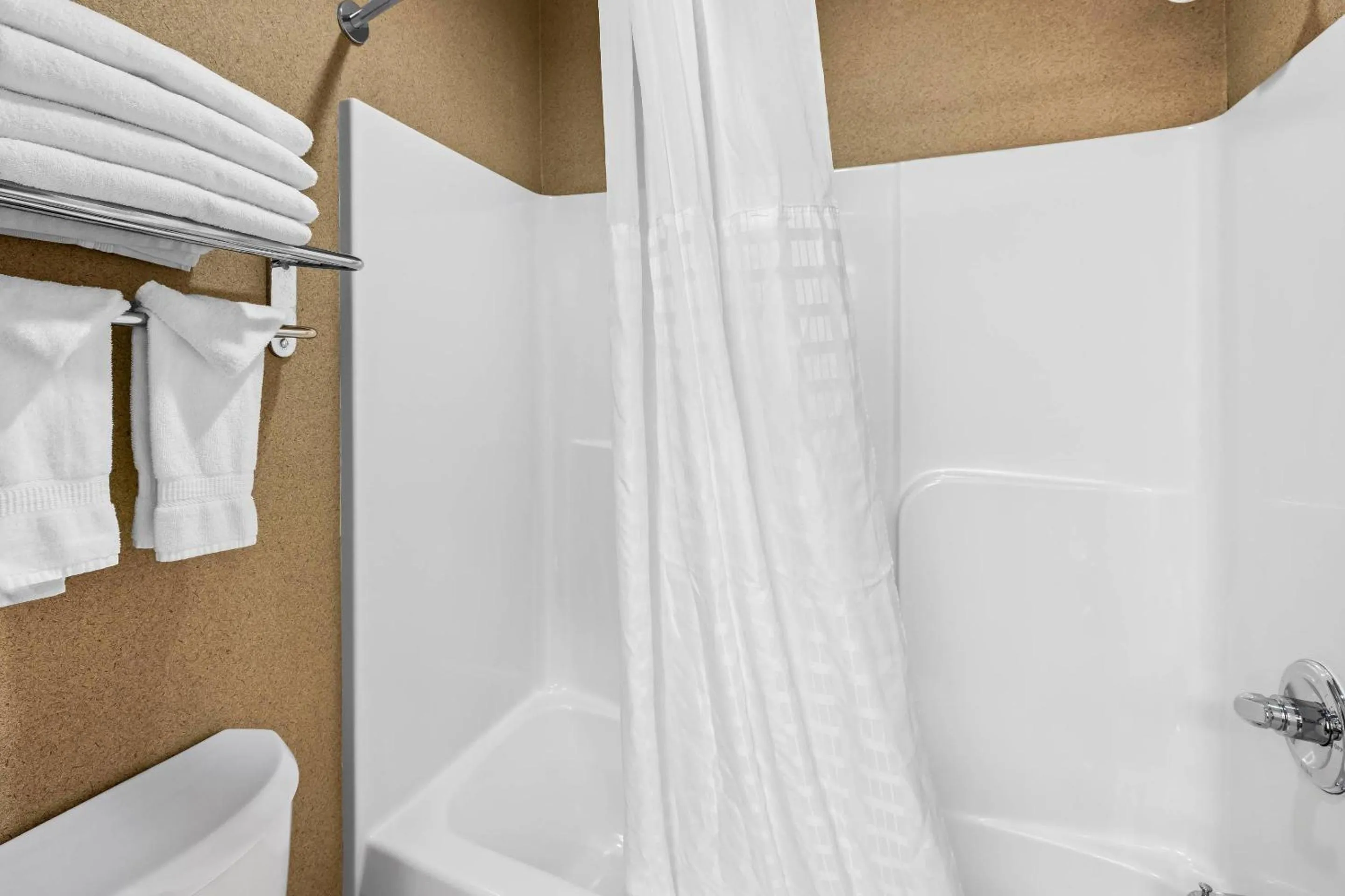 Bedroom in Comfort Inn Traverse City