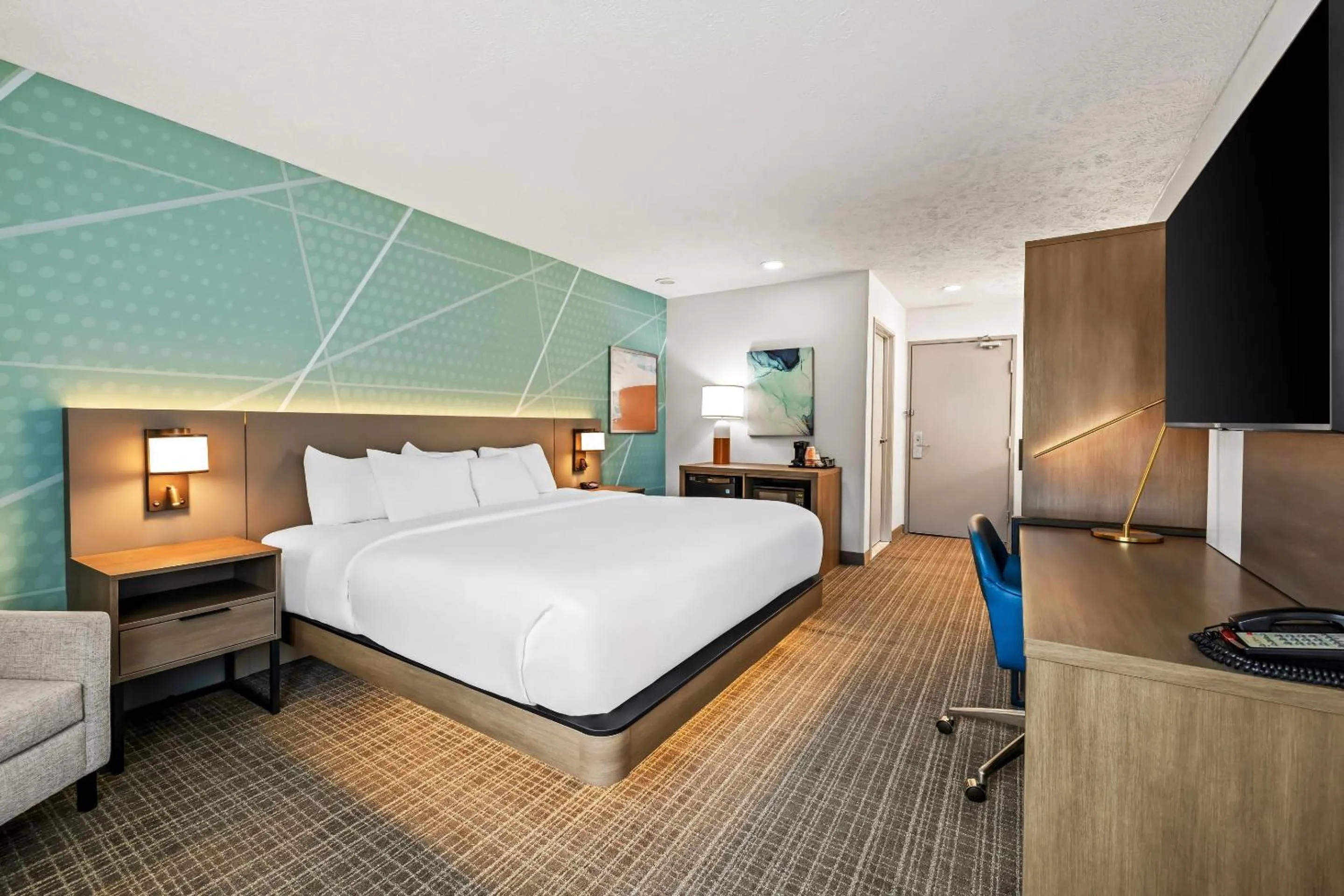 Bedroom, Bed in Comfort Inn Traverse City