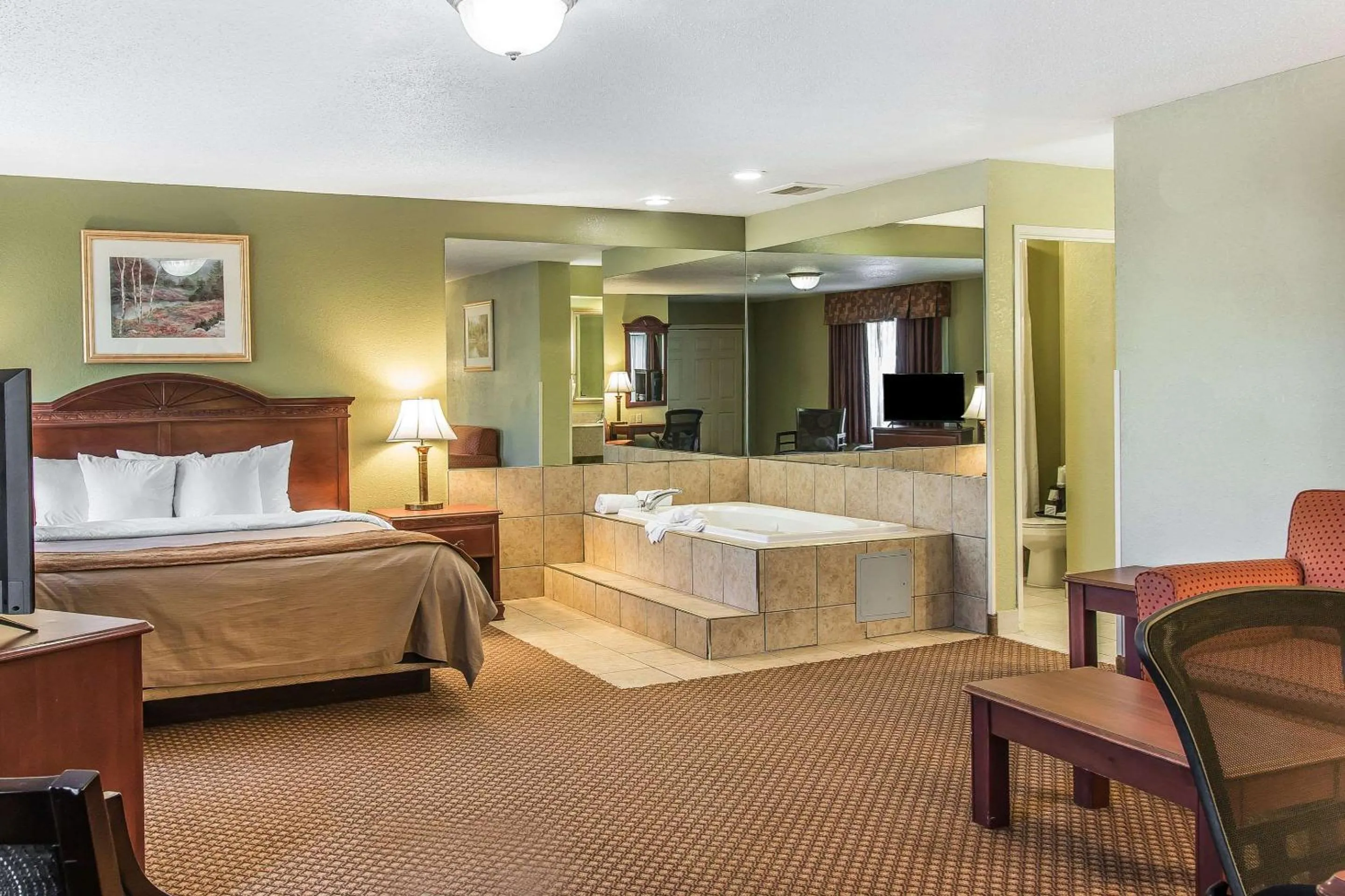 Photo of the whole room in Quality Inn & Suites Ann Arbor Hwy 23