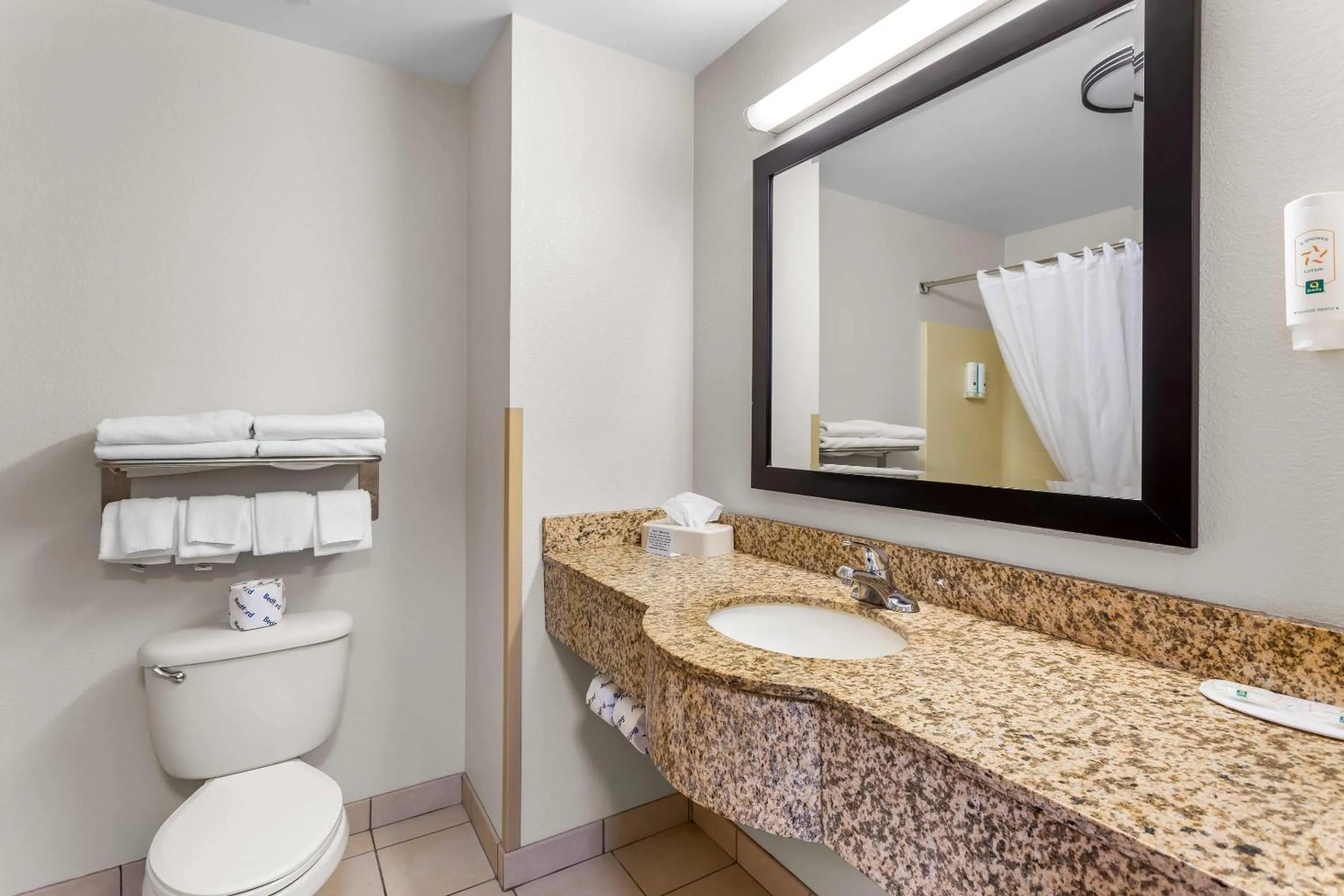 Bedroom in Quality Inn Near Interstate I94