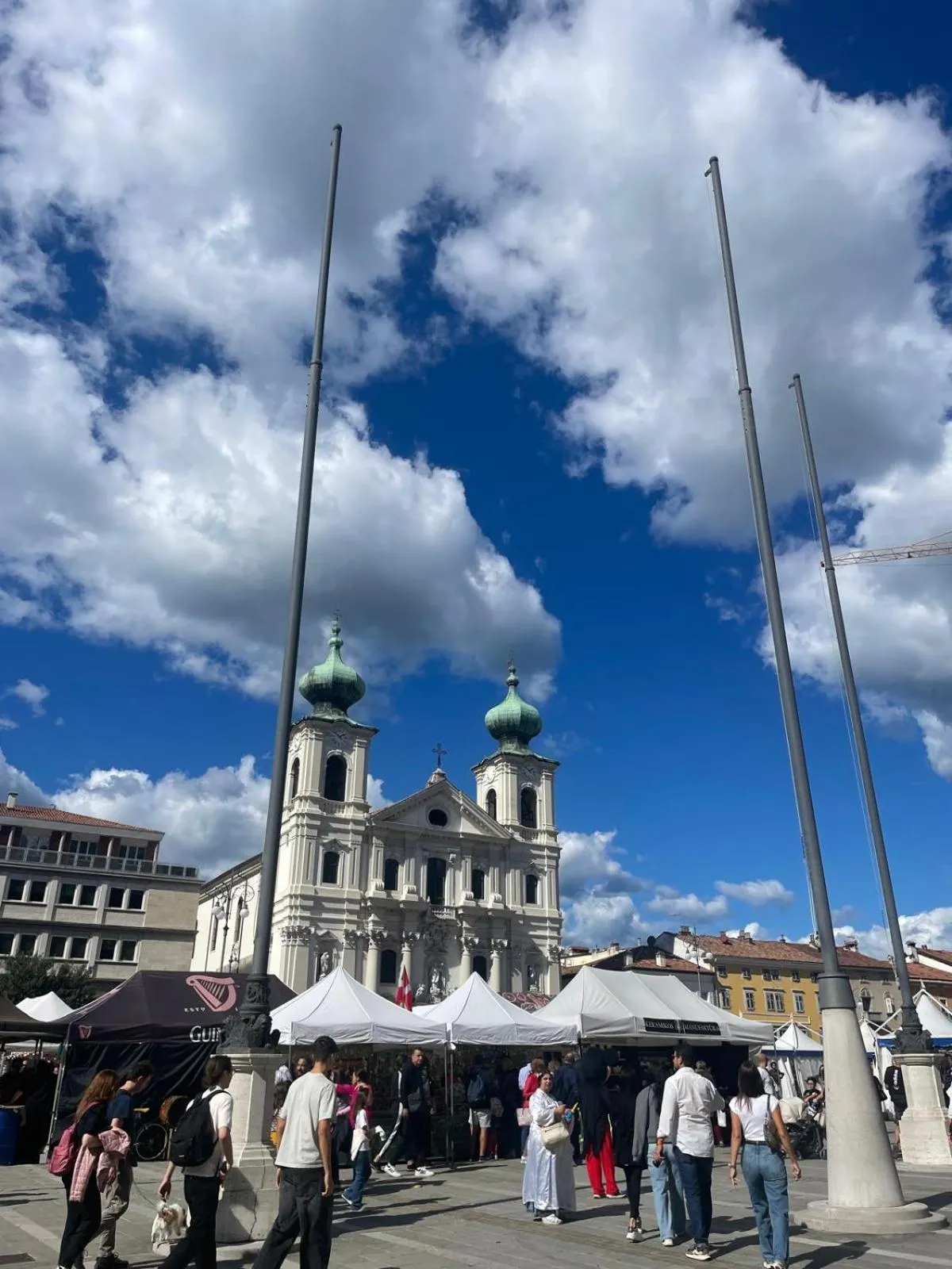 Nearby landmark in CasaRoman