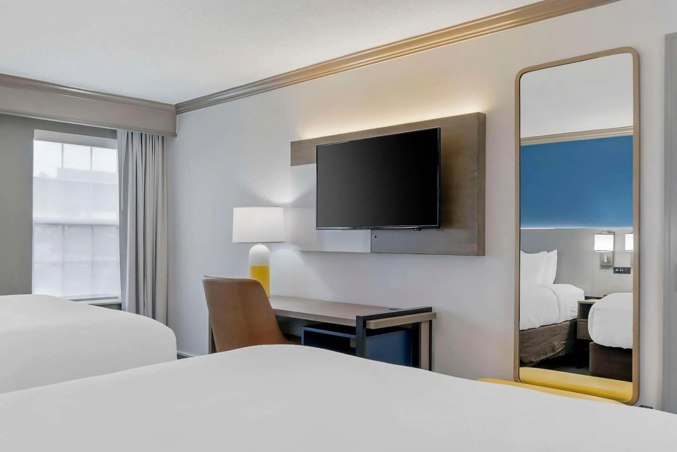 Bedroom, Bed in Comfort Inn Plainwell