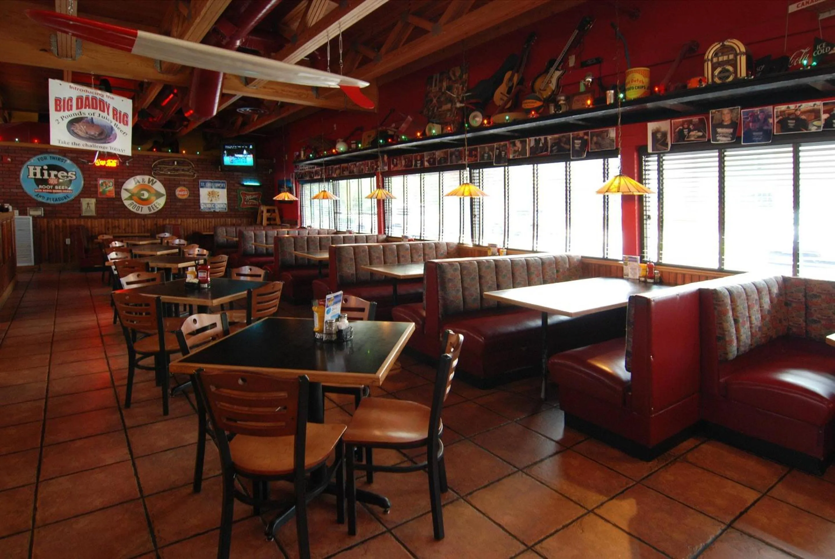 Restaurant/places to eat in Comfort Suites Marquette