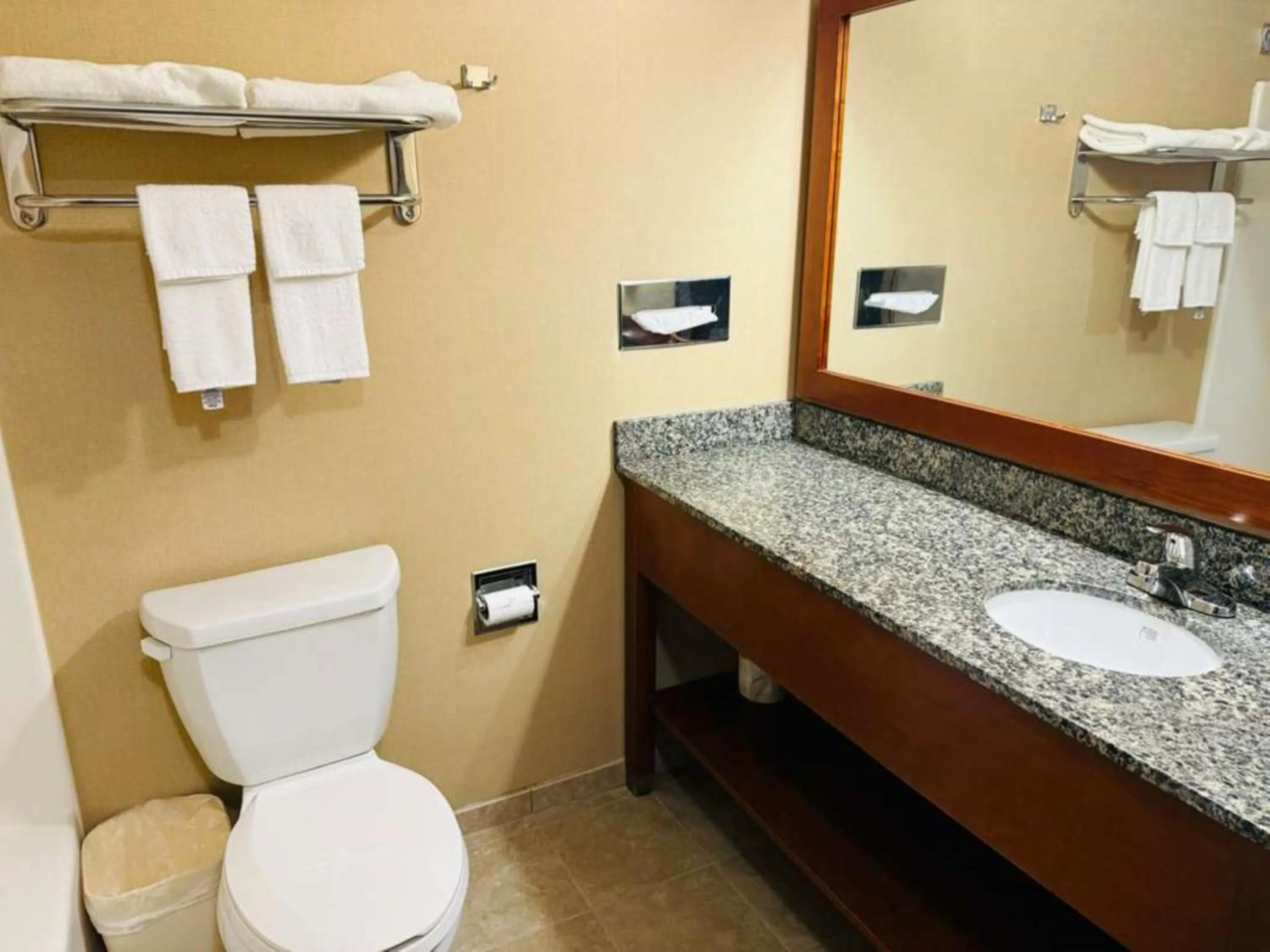 Quality Inn Marshall near University