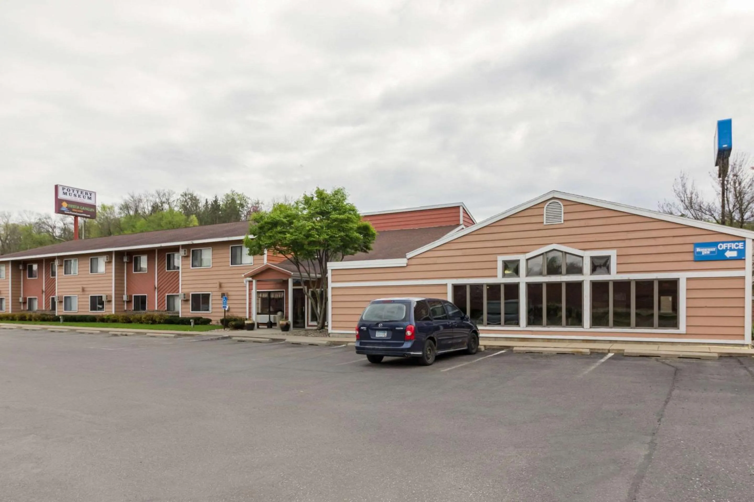 Property building in Rodeway Inn Red Wing