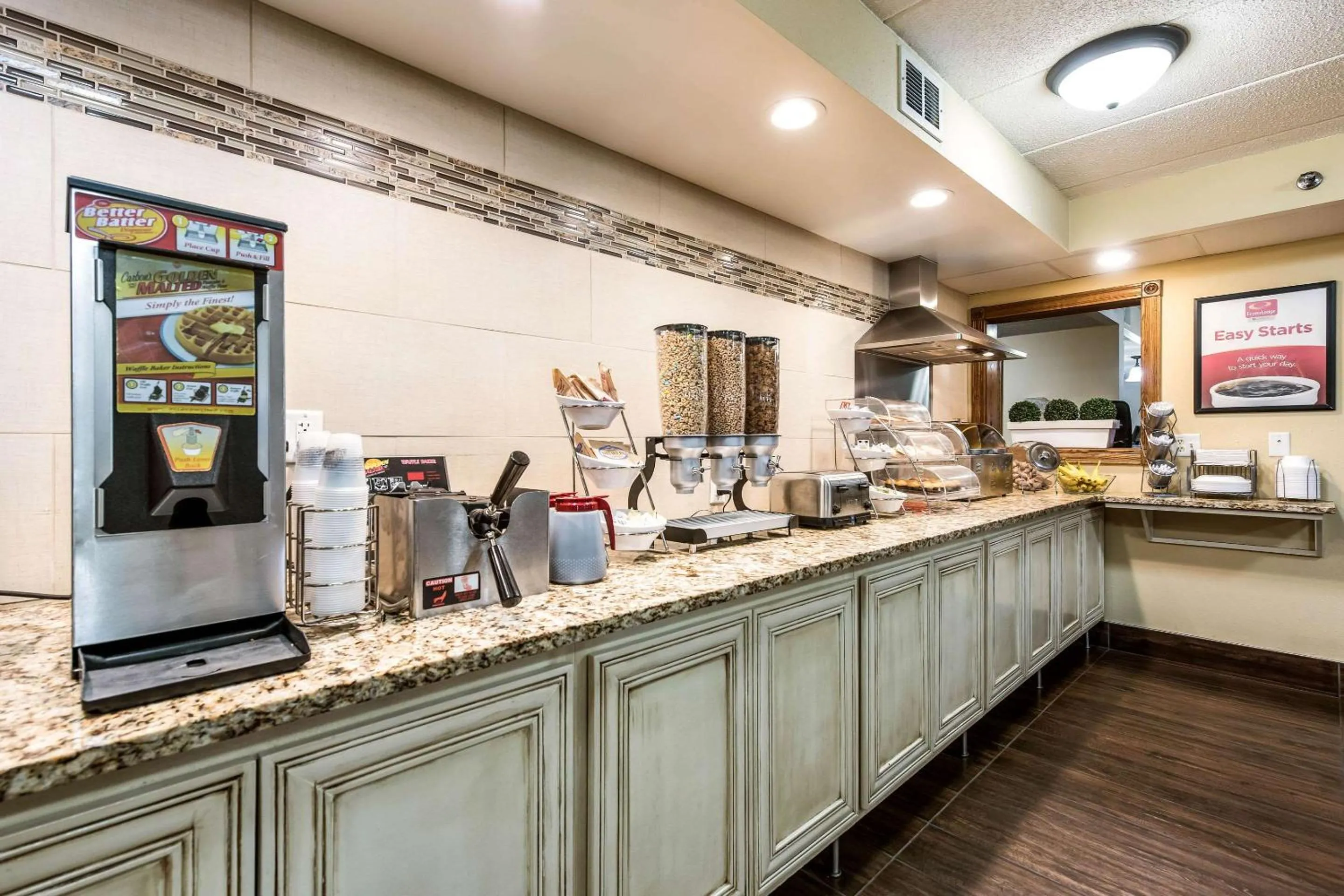 Restaurant/places to eat in Econo Lodge Mayo Clinic Area