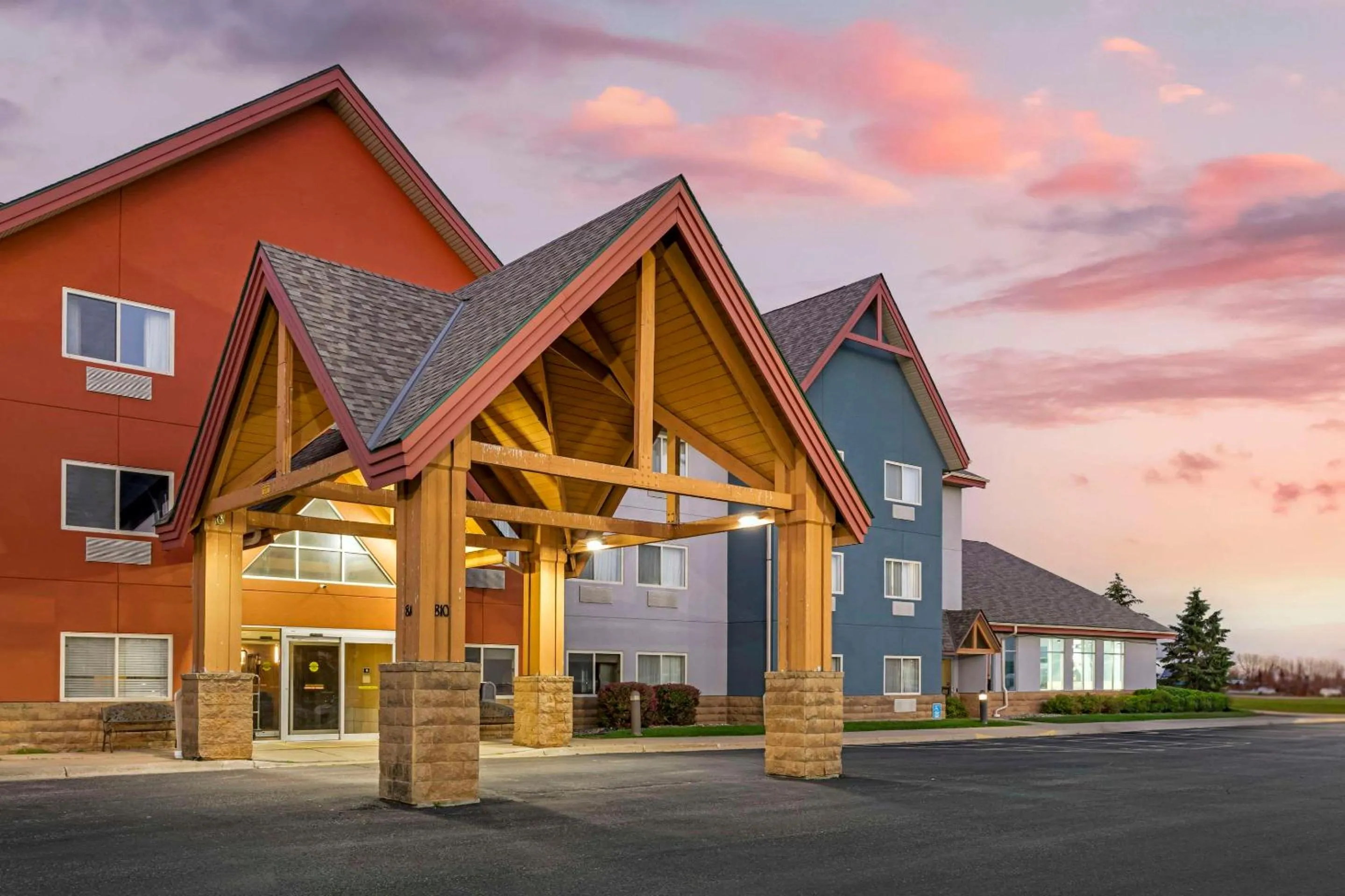 Property building in Comfort Inn Albert Lea at Trails Travel Center