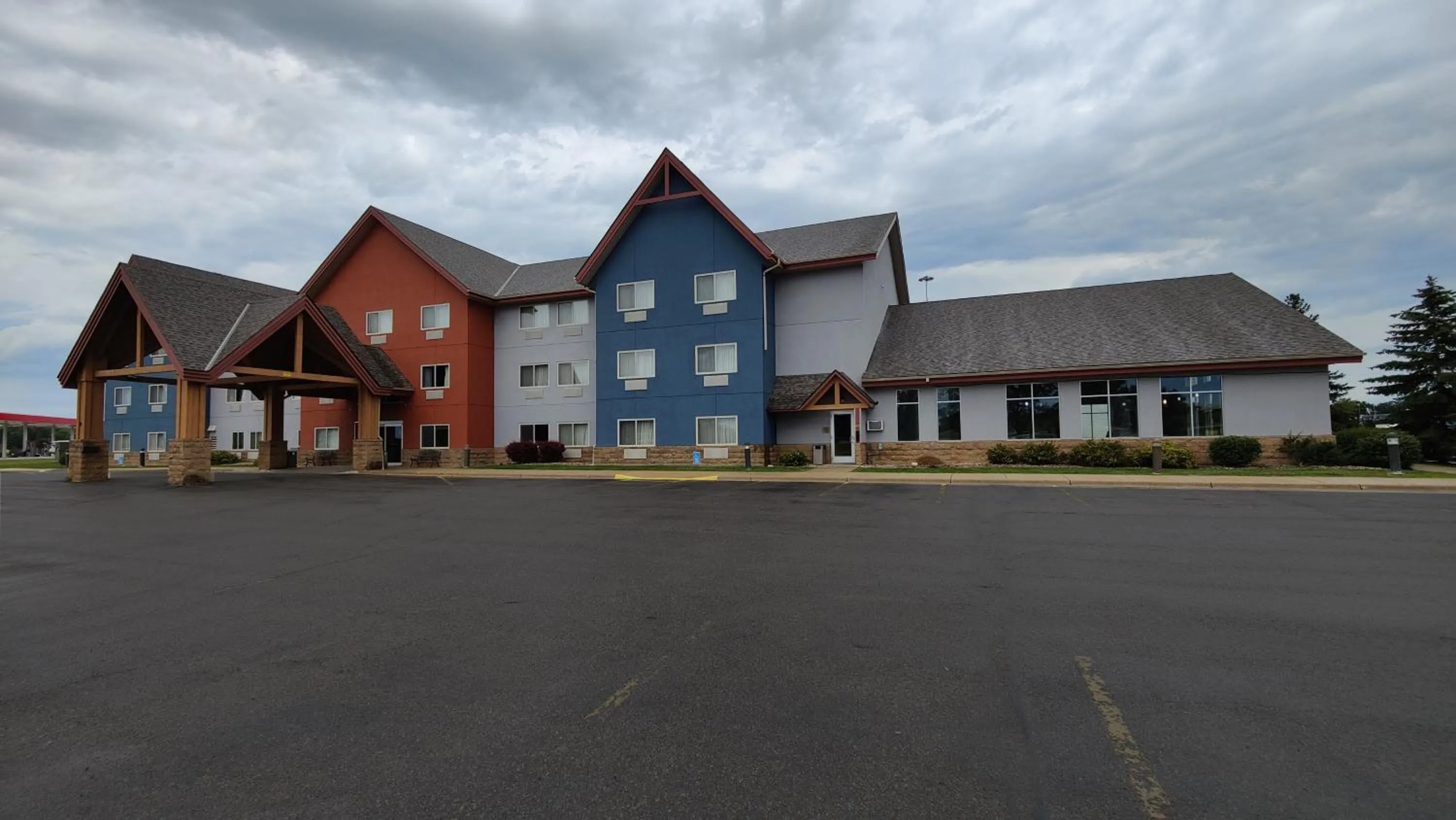 Property building in Comfort Inn Albert Lea at Trails Travel Center