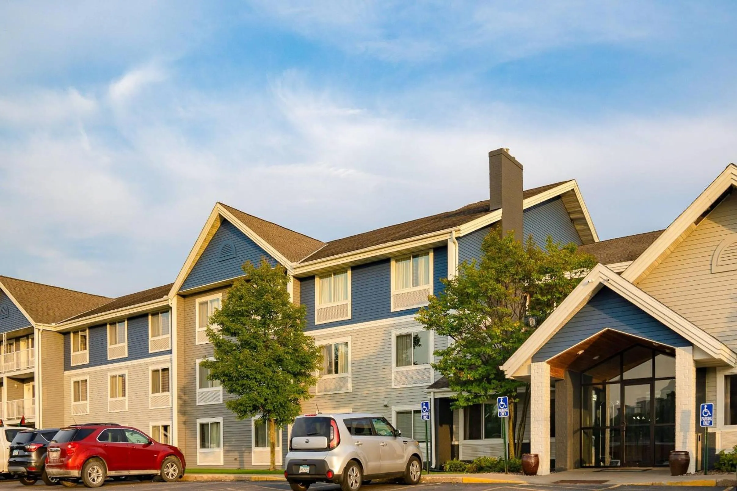 Property building in Quality Inn near Medical Center