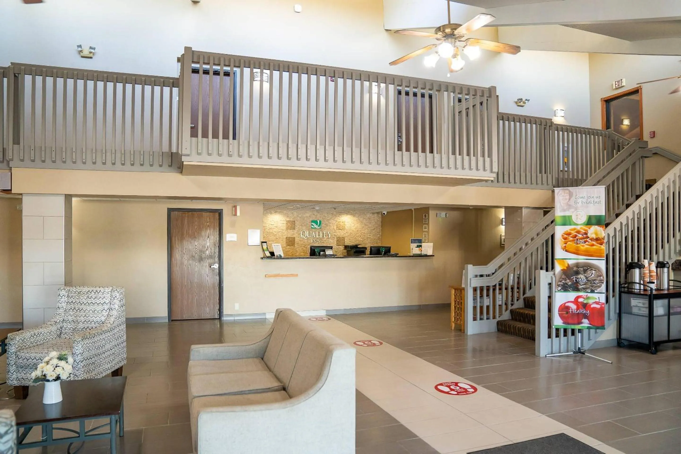 Breakfast in Quality Inn near Medical Center