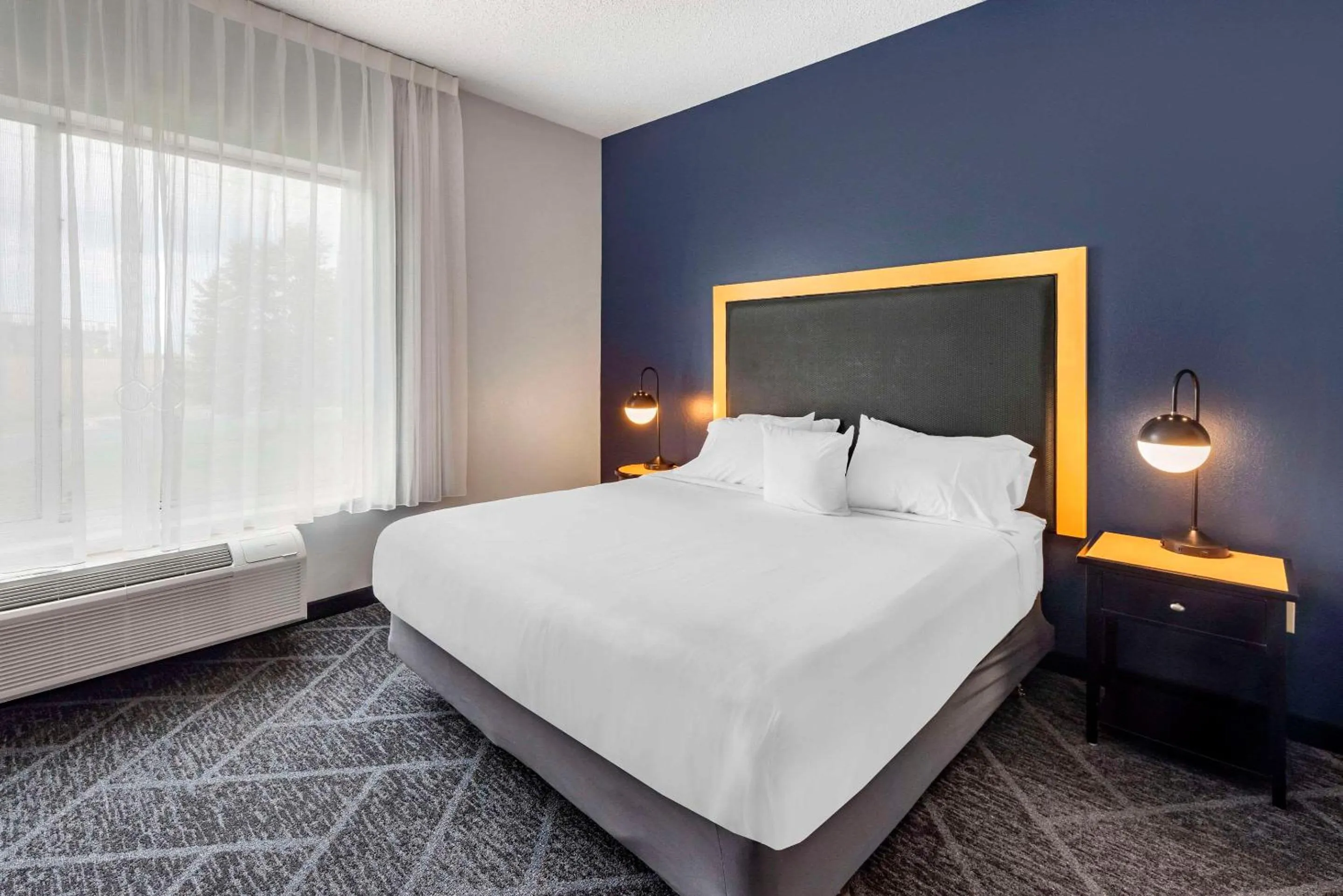 Bedroom, Bed in Cambria Hotel Minneapolis Maple Grove