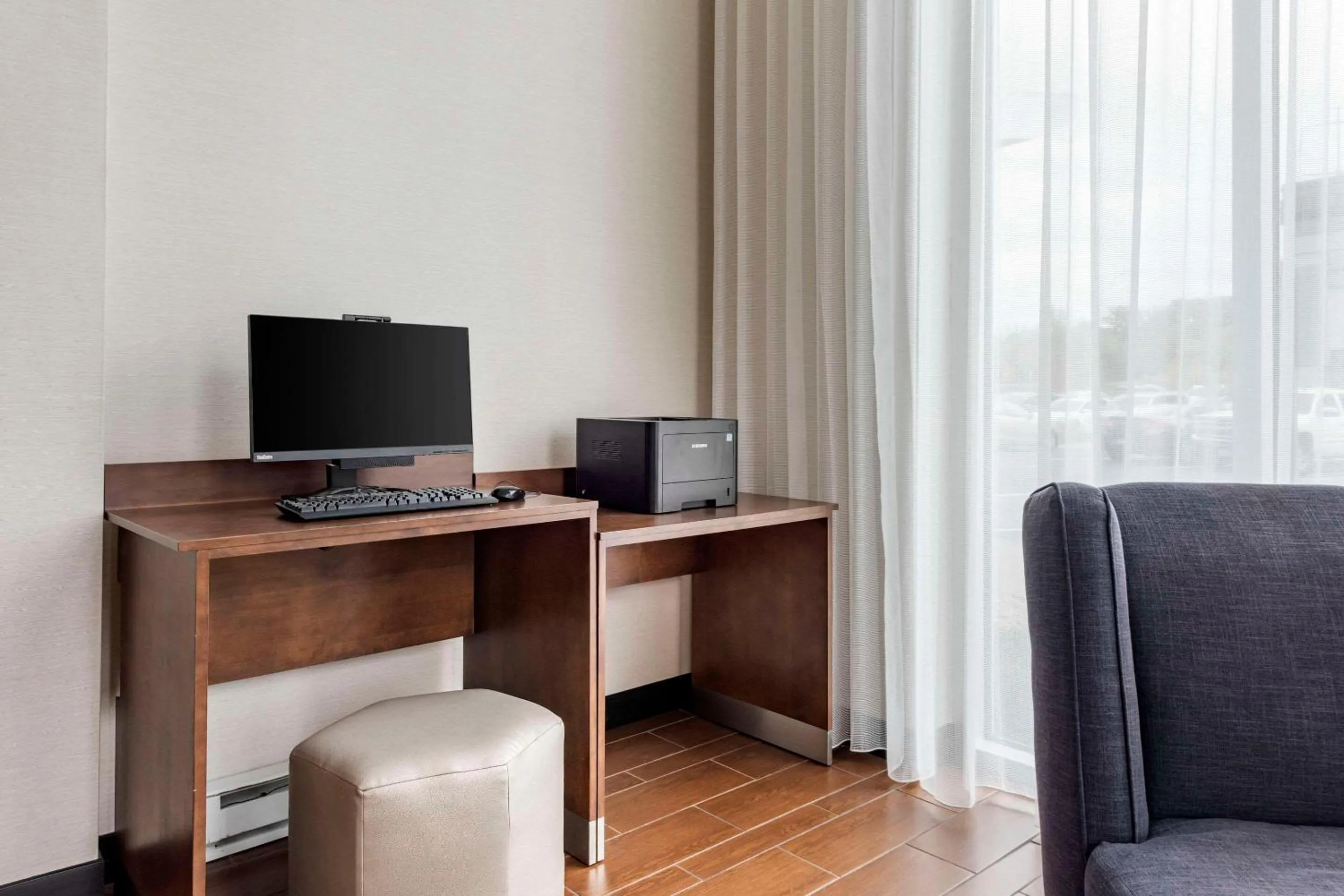 Business facilities in Cambria Hotel Minneapolis Maple Grove