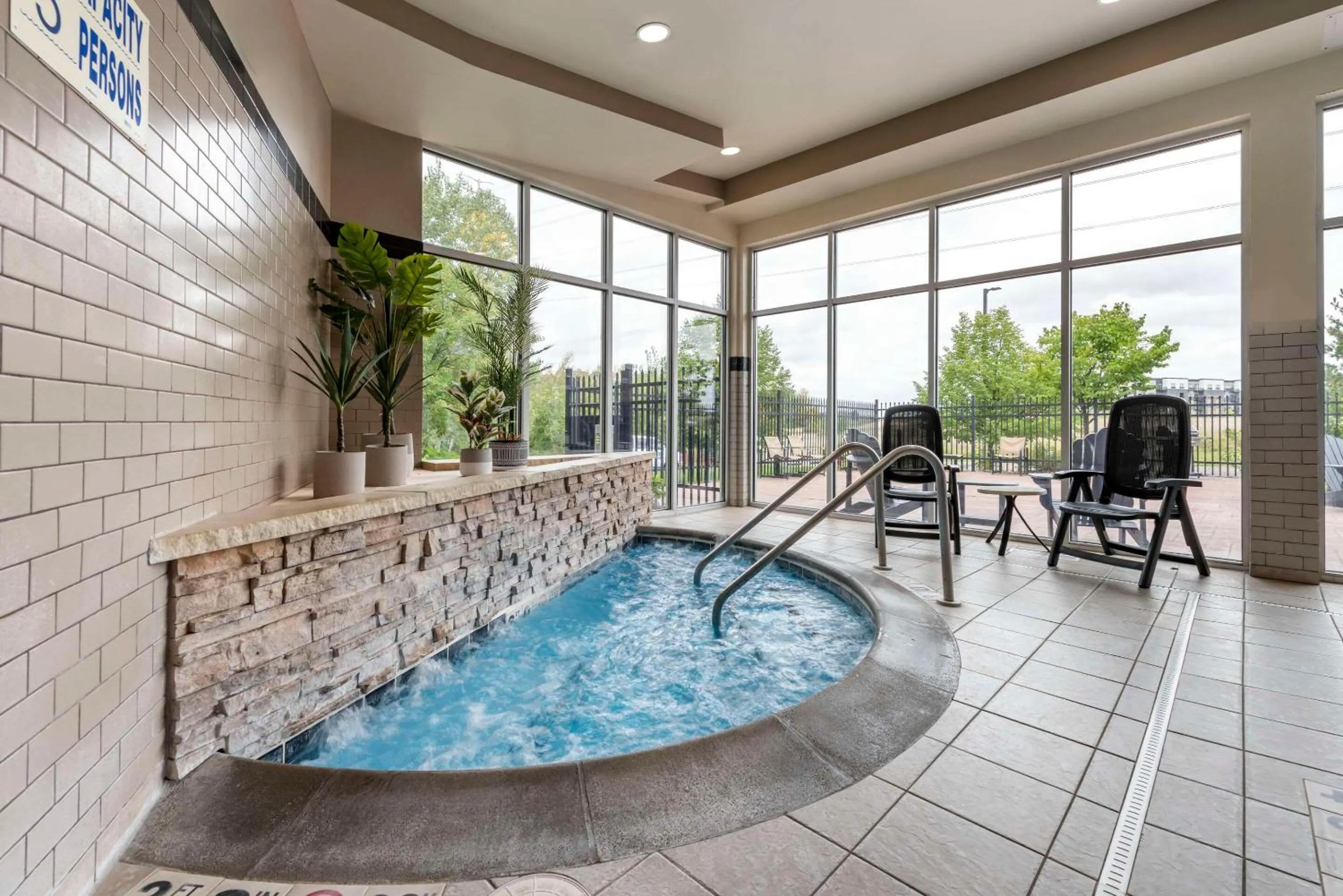 Swimming pool in Cambria Hotel Minneapolis Maple Grove