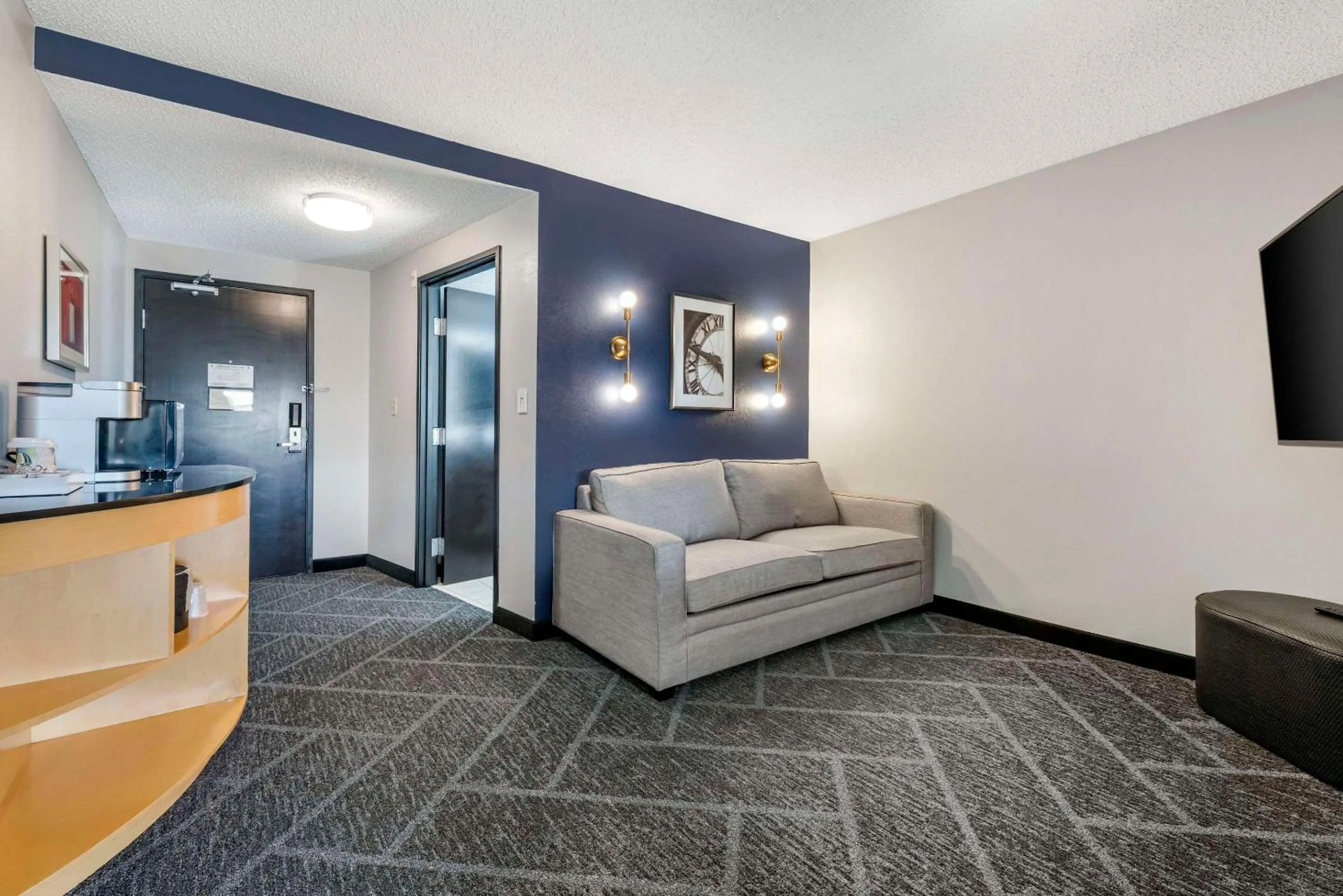 Bedroom in Cambria Hotel Minneapolis Maple Grove