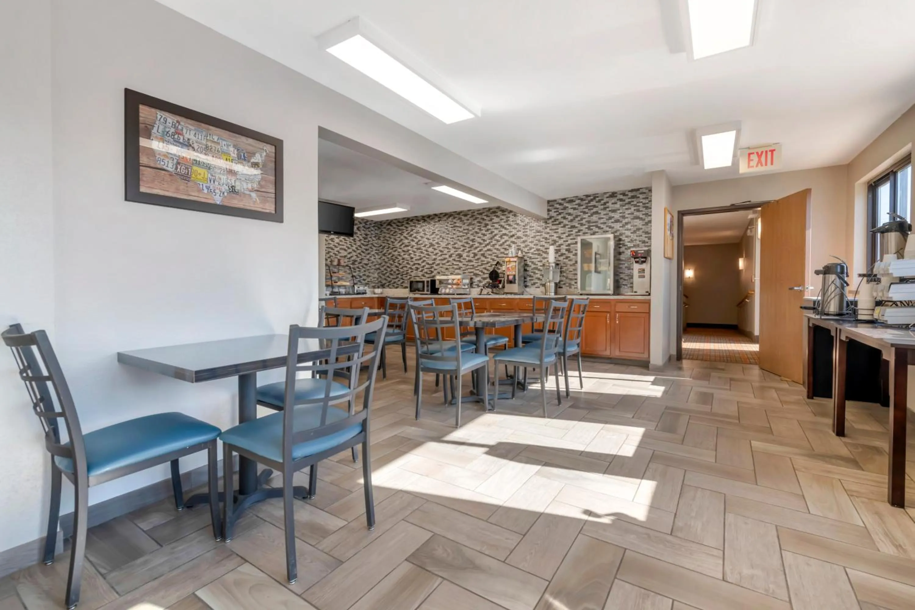 Breakfast in Harmony Inn