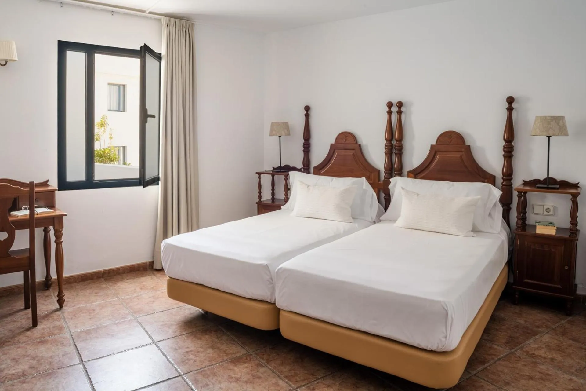 Bed in Nazaret Mansion