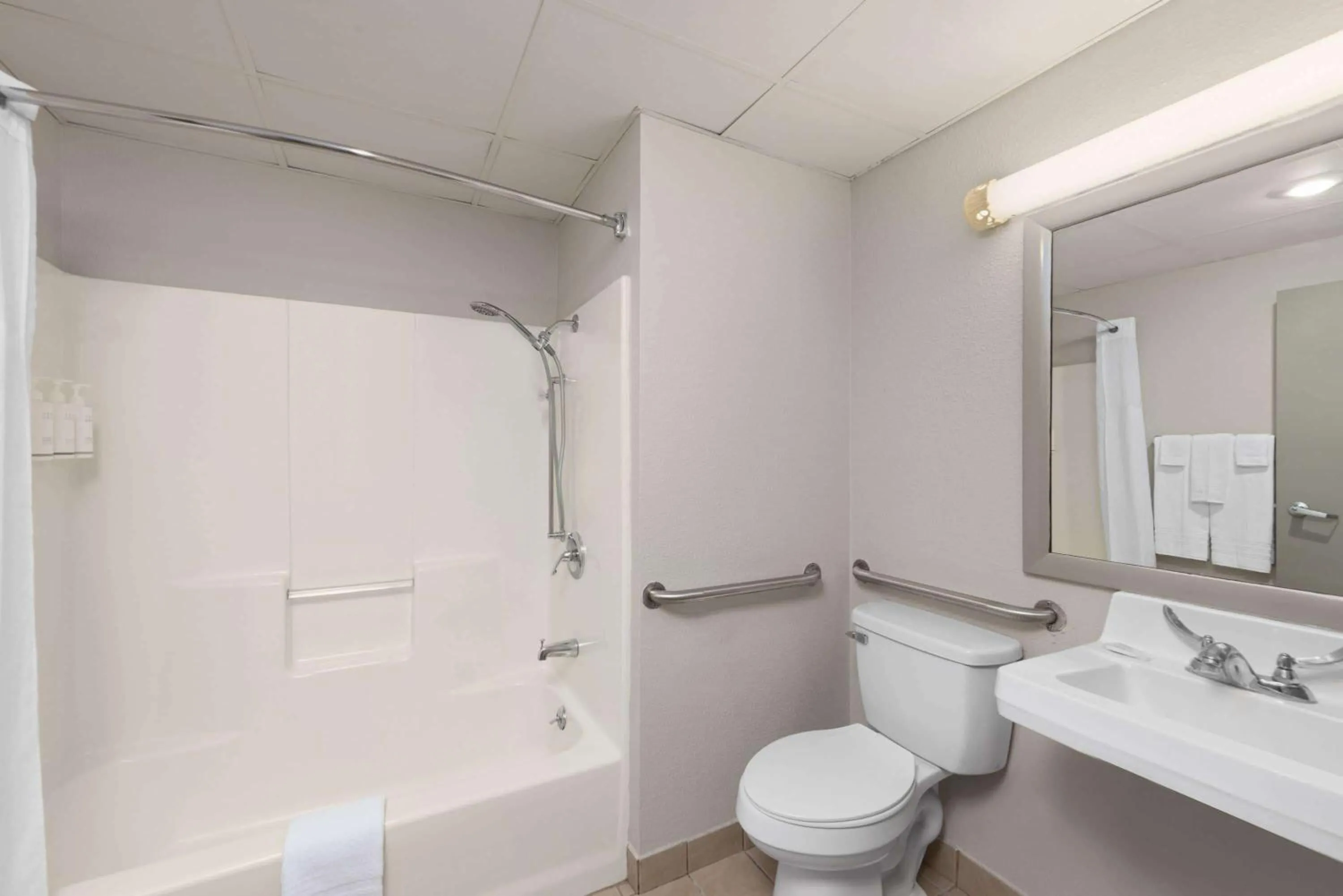 Bathroom in Days Inn by Wyndham Carthage