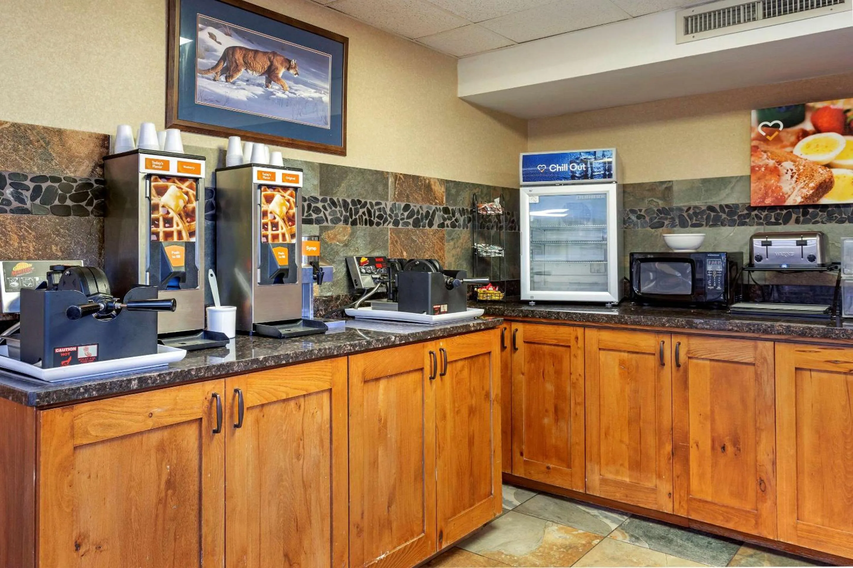 Restaurant/places to eat in Comfort Inn at Thousand Hills