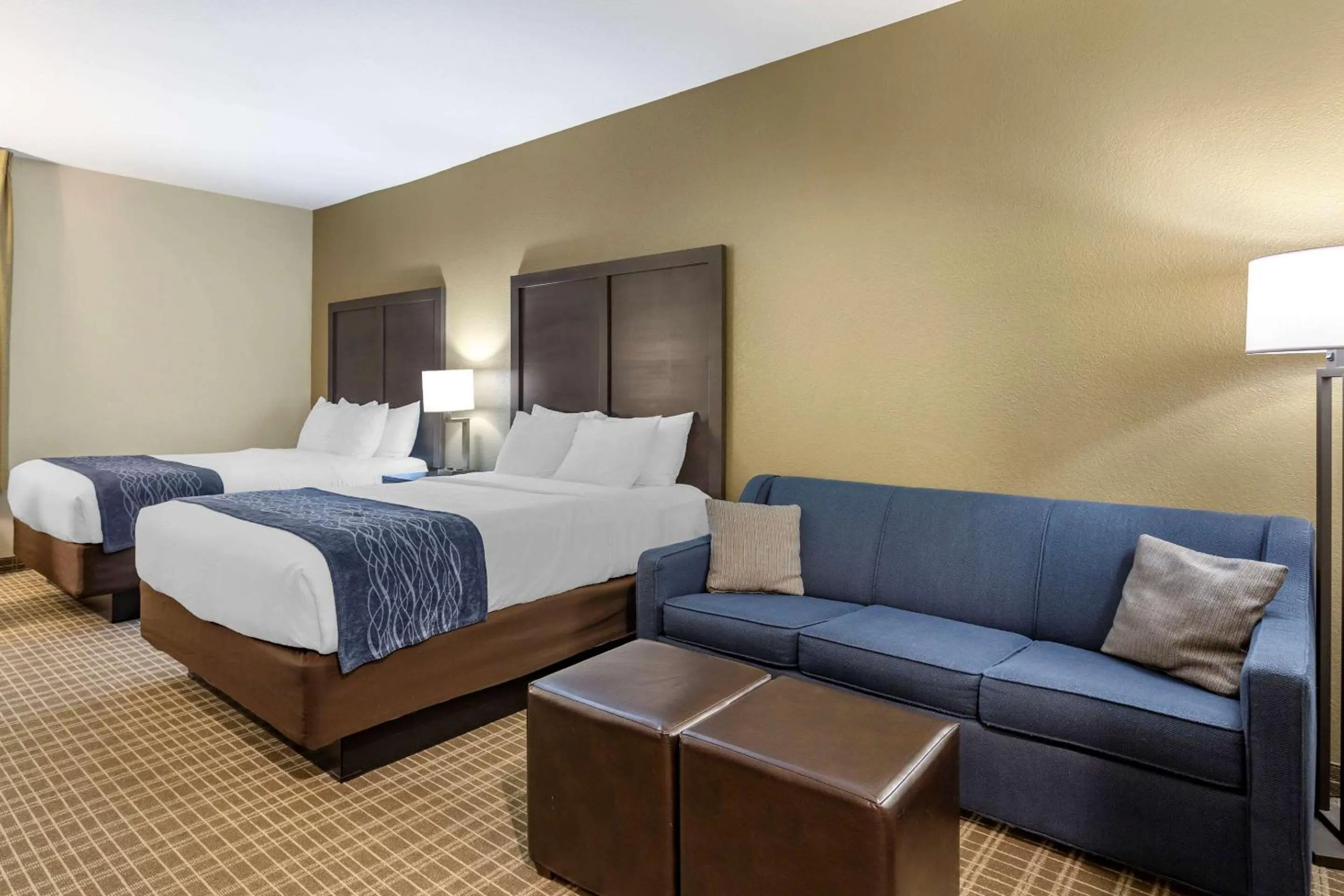Photo of the whole room, Bed in Comfort Inn St Robert-Fort Leonard Wood