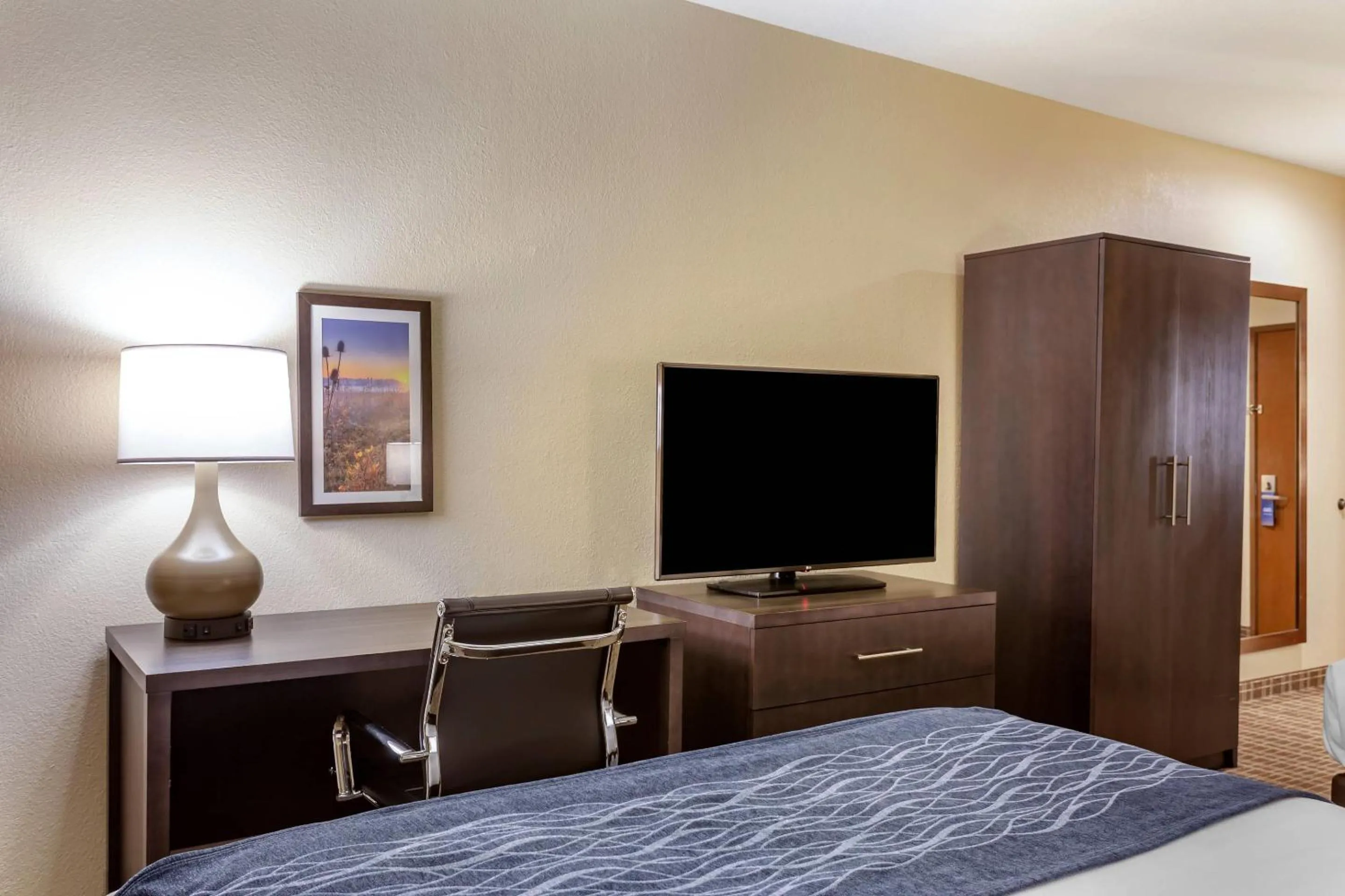 Bedroom, Bed in Comfort Inn St Robert-Fort Leonard Wood