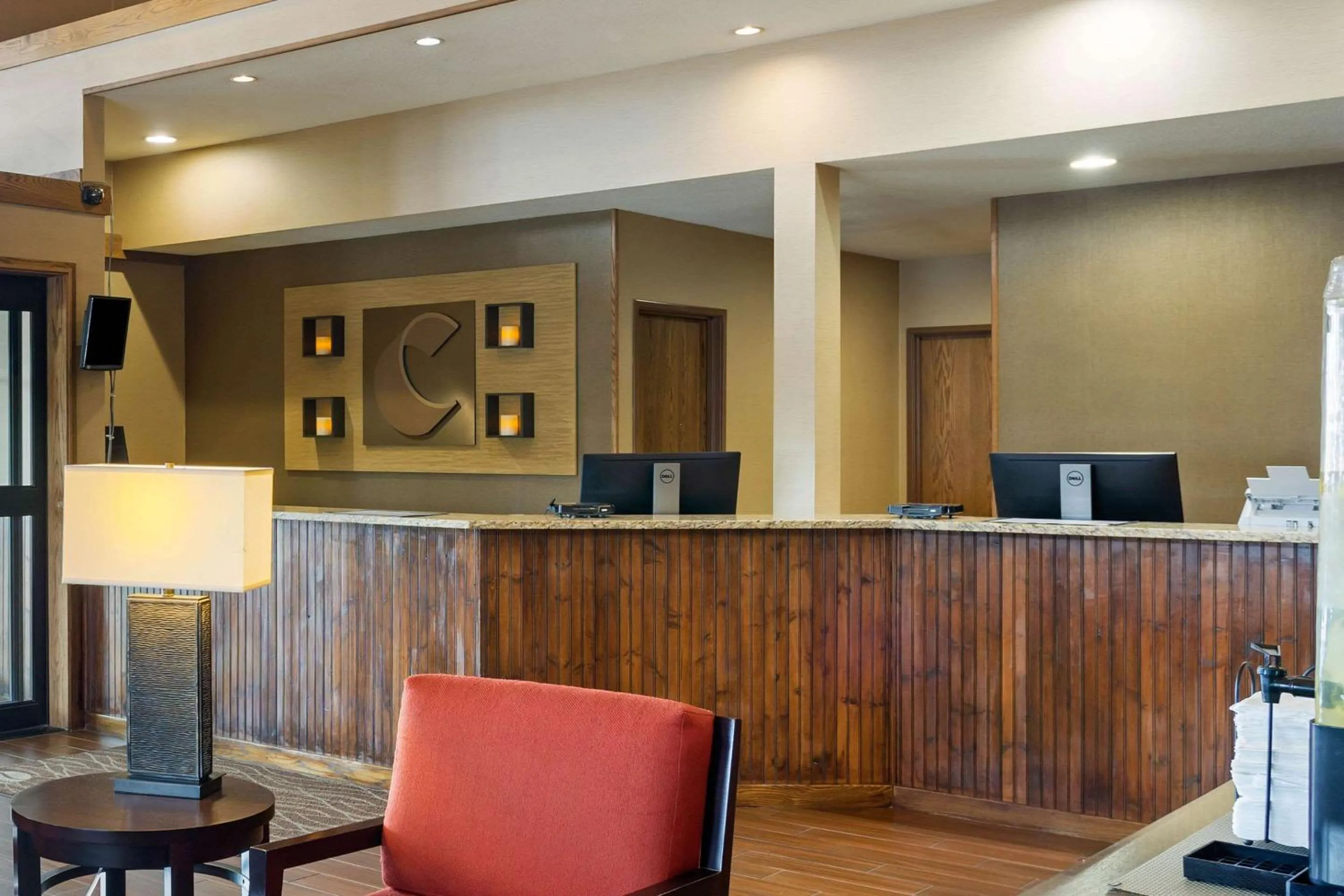 Lobby or reception in Comfort Inn Marshall Station