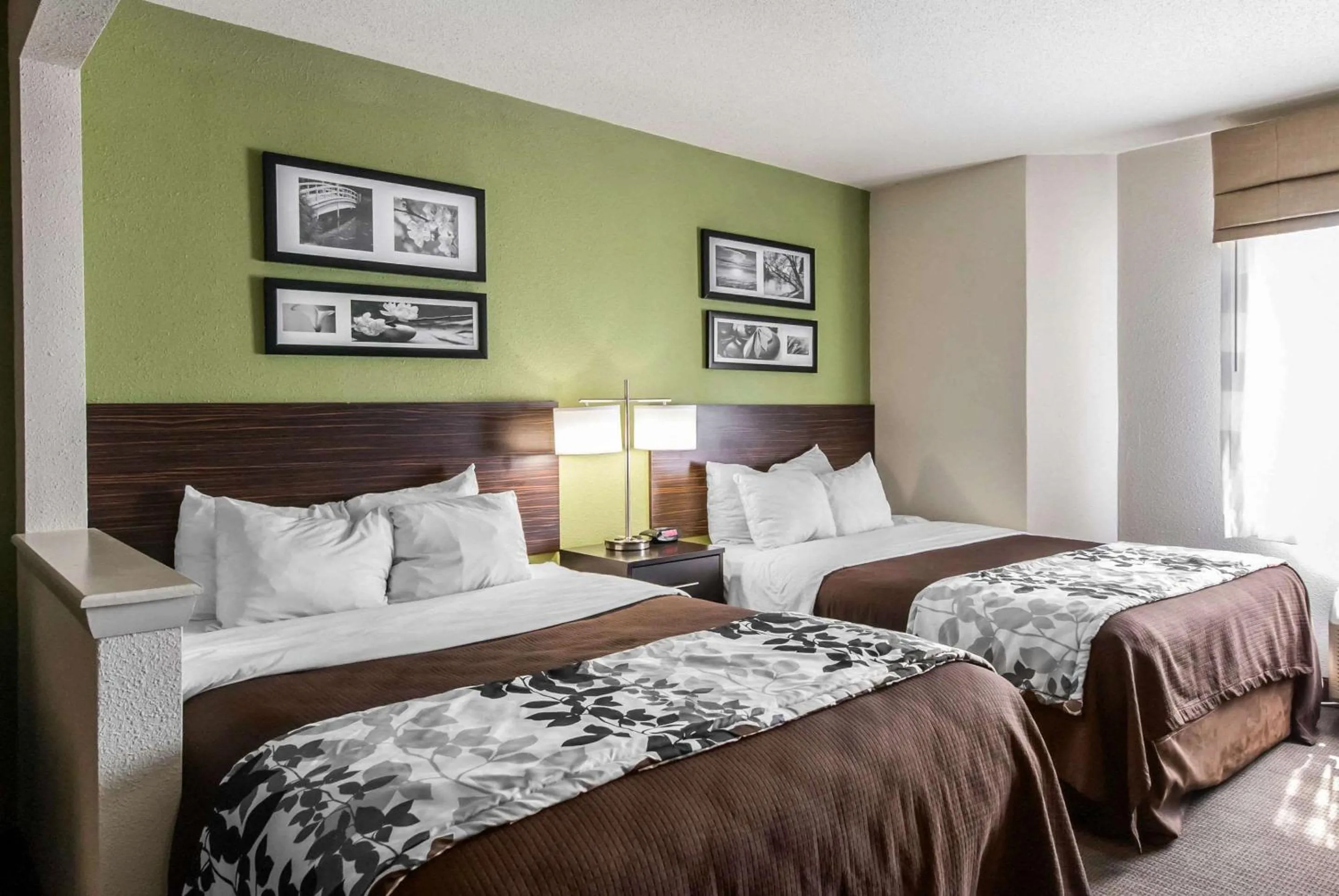 Photo of the whole room, Bed in Sleep Inn