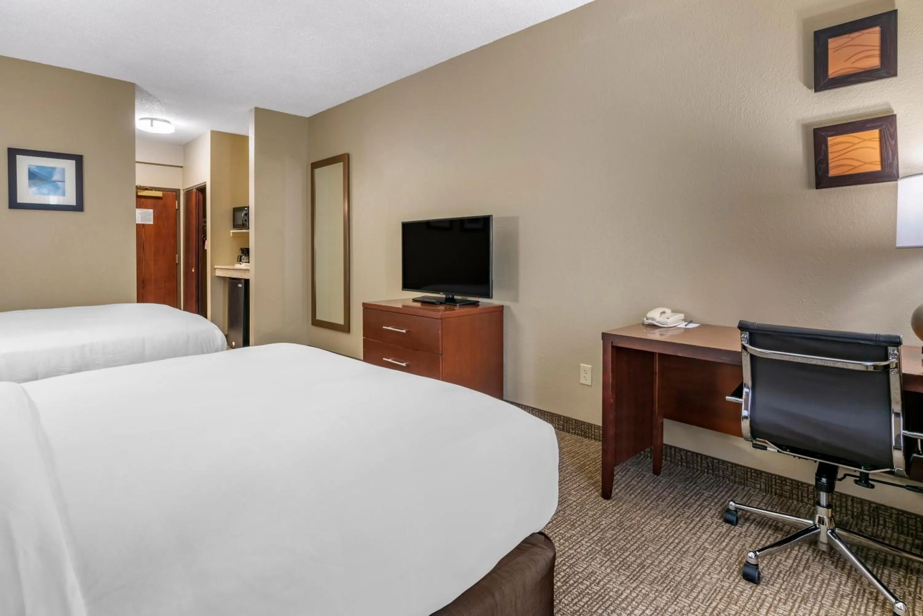 Bedroom, Bed in Comfort Inn & Suites St Louis-O'Fallon