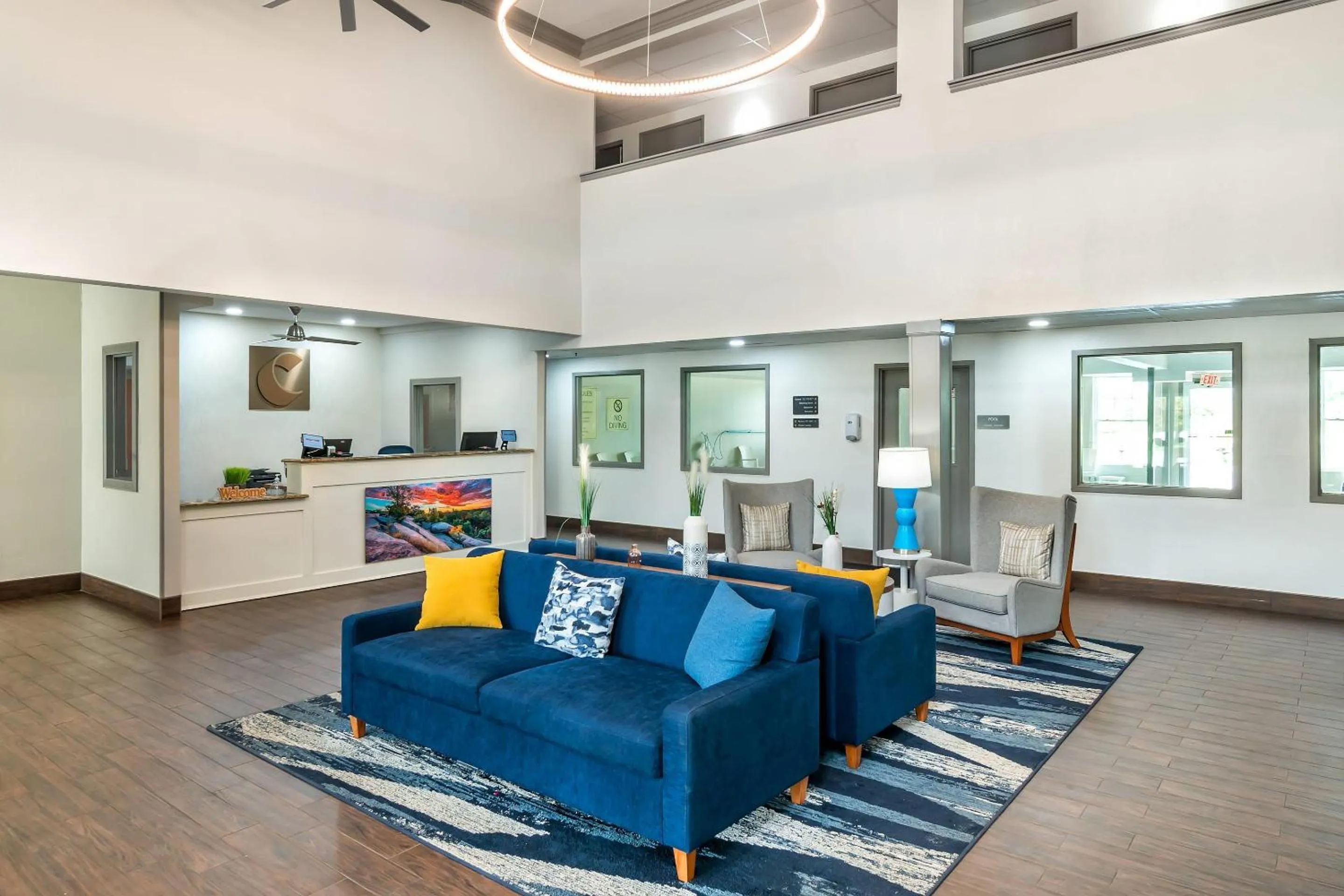 Lobby or reception in Comfort Inn & Suites Chesterfield - St Louis