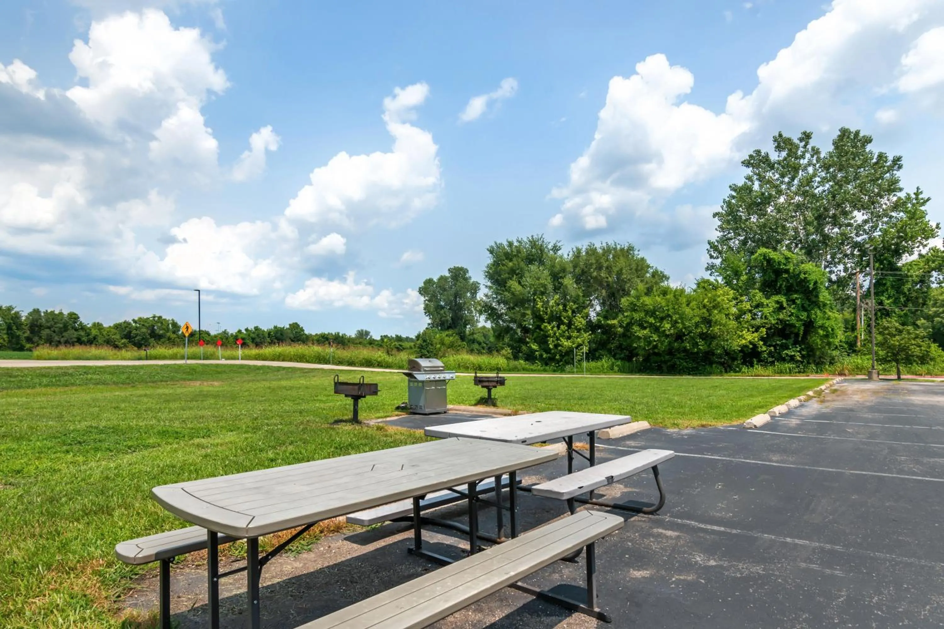 Area and facilities in Comfort Inn & Suites Chesterfield - St Louis