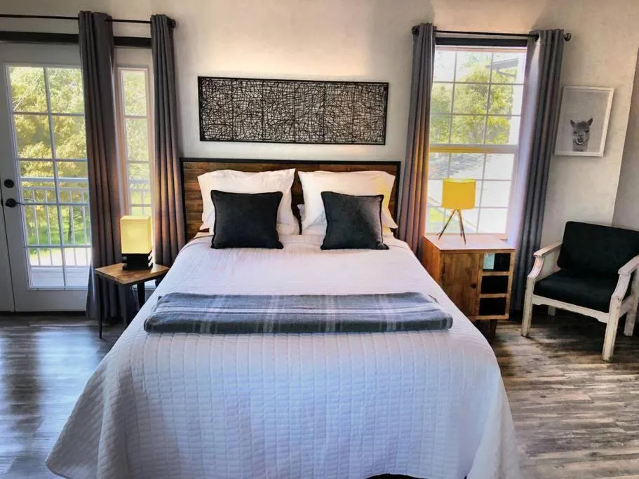 Bed in Papillon Cellars - The Loft