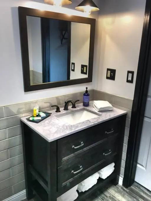 Bathroom in Papillon Cellars - The Loft