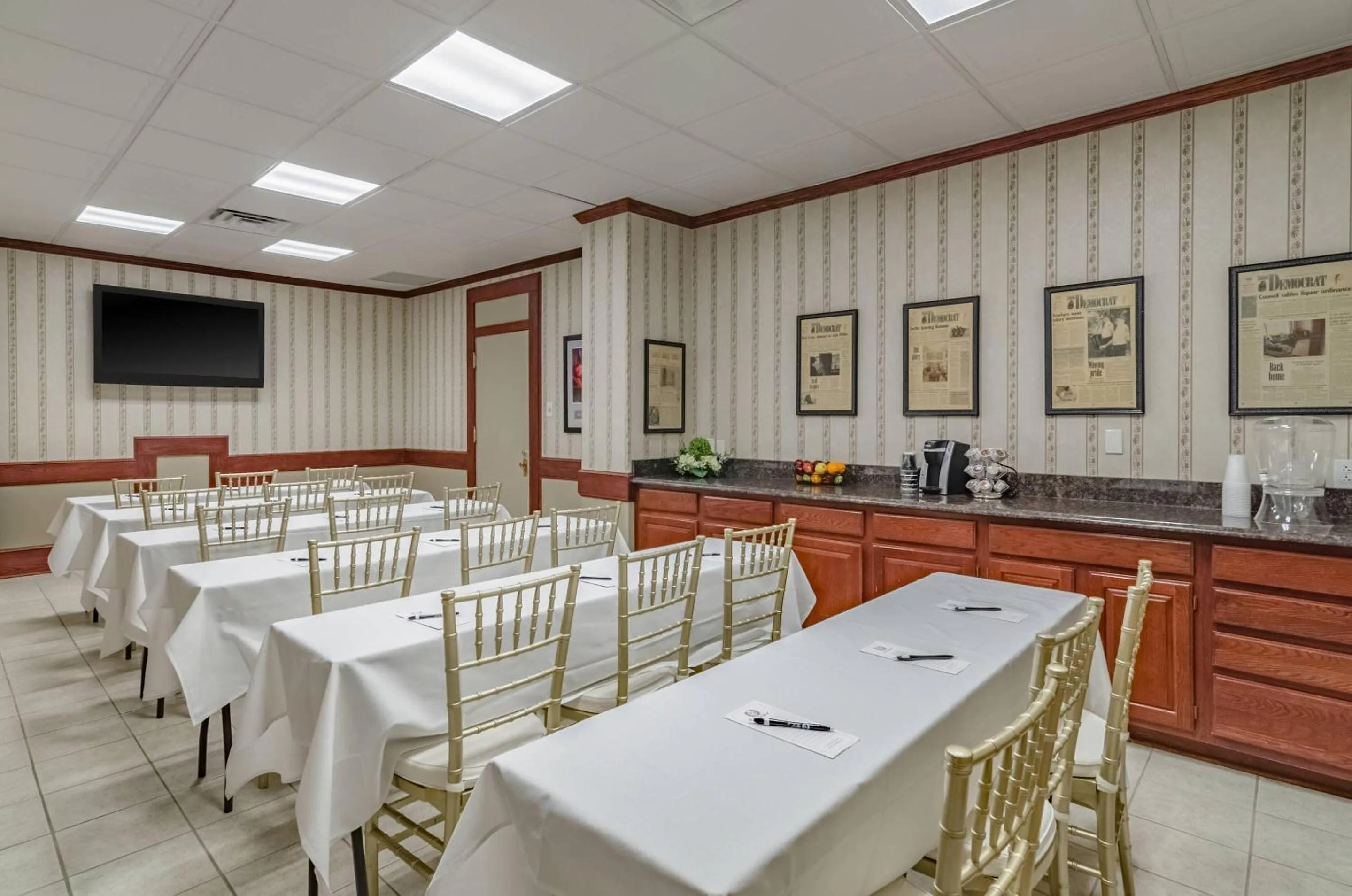 Meeting/conference room in Hotel Bothwell Sedalia Central District, an Ascend Collection Hotel