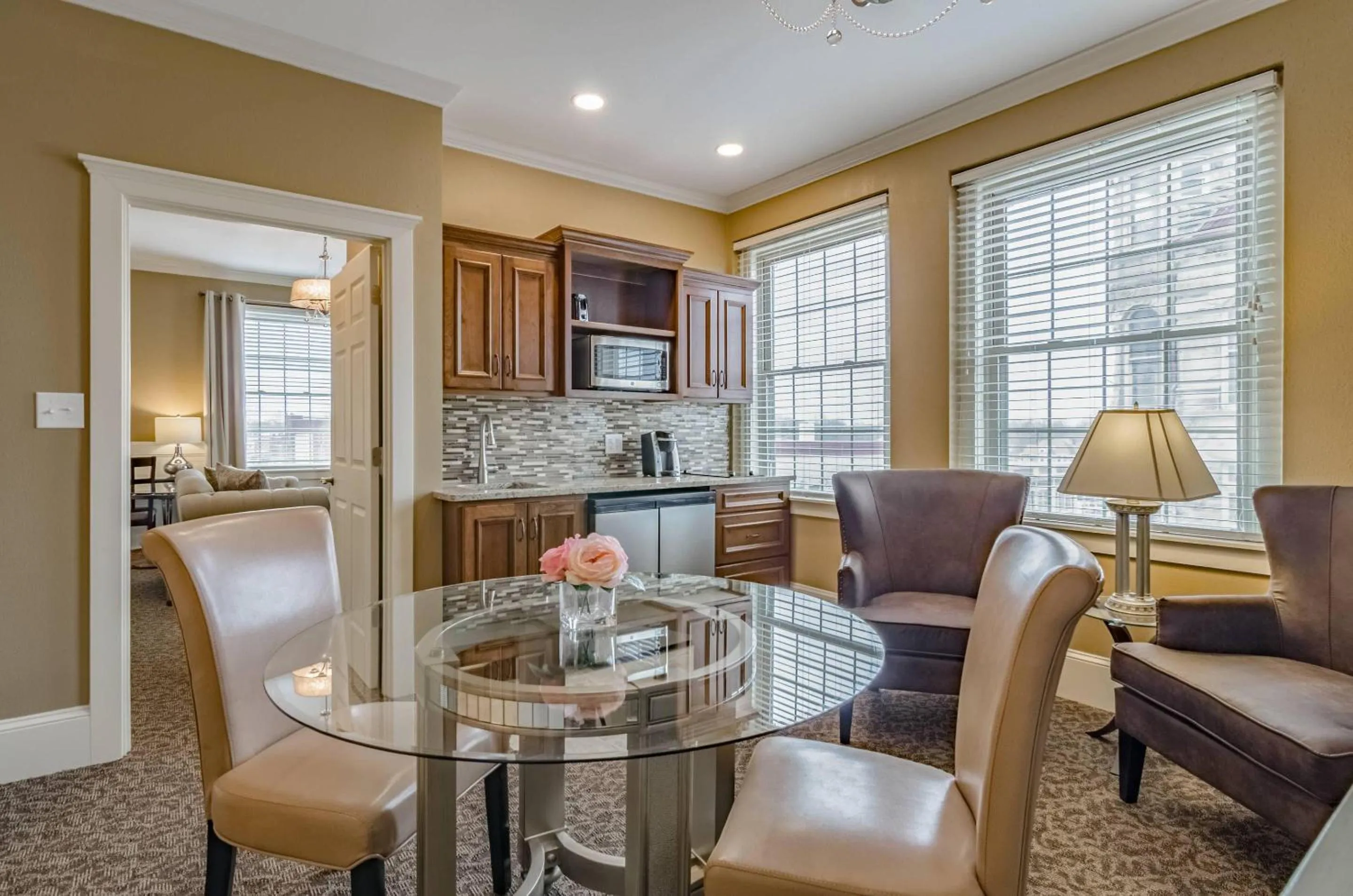 Bedroom in Hotel Bothwell Sedalia Central District, an Ascend Collection Hotel