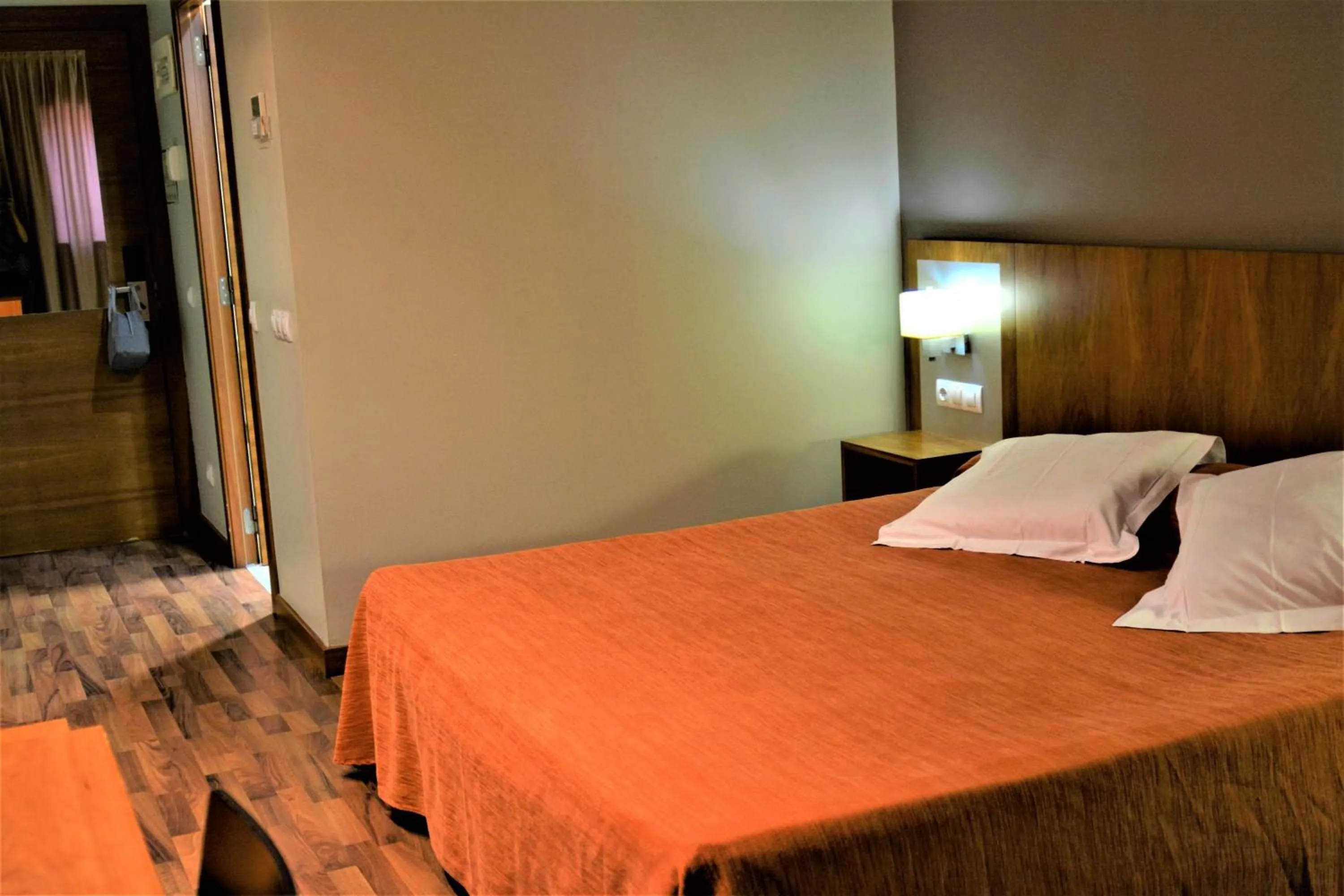 Photo of the whole room, Bed in Hotel AS Torrent