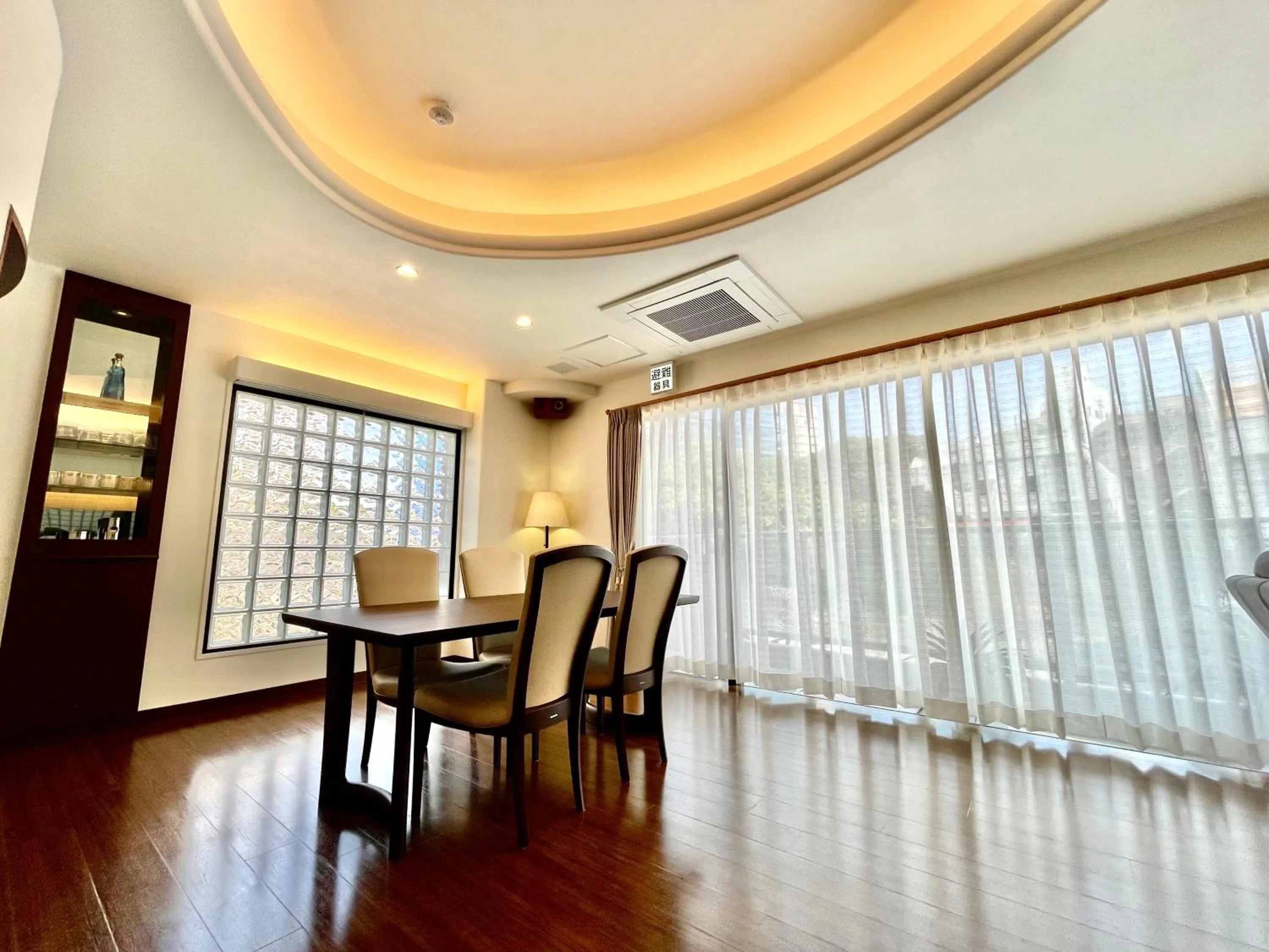 ホテル天使館 久茂地 -Tenshi-Kan-