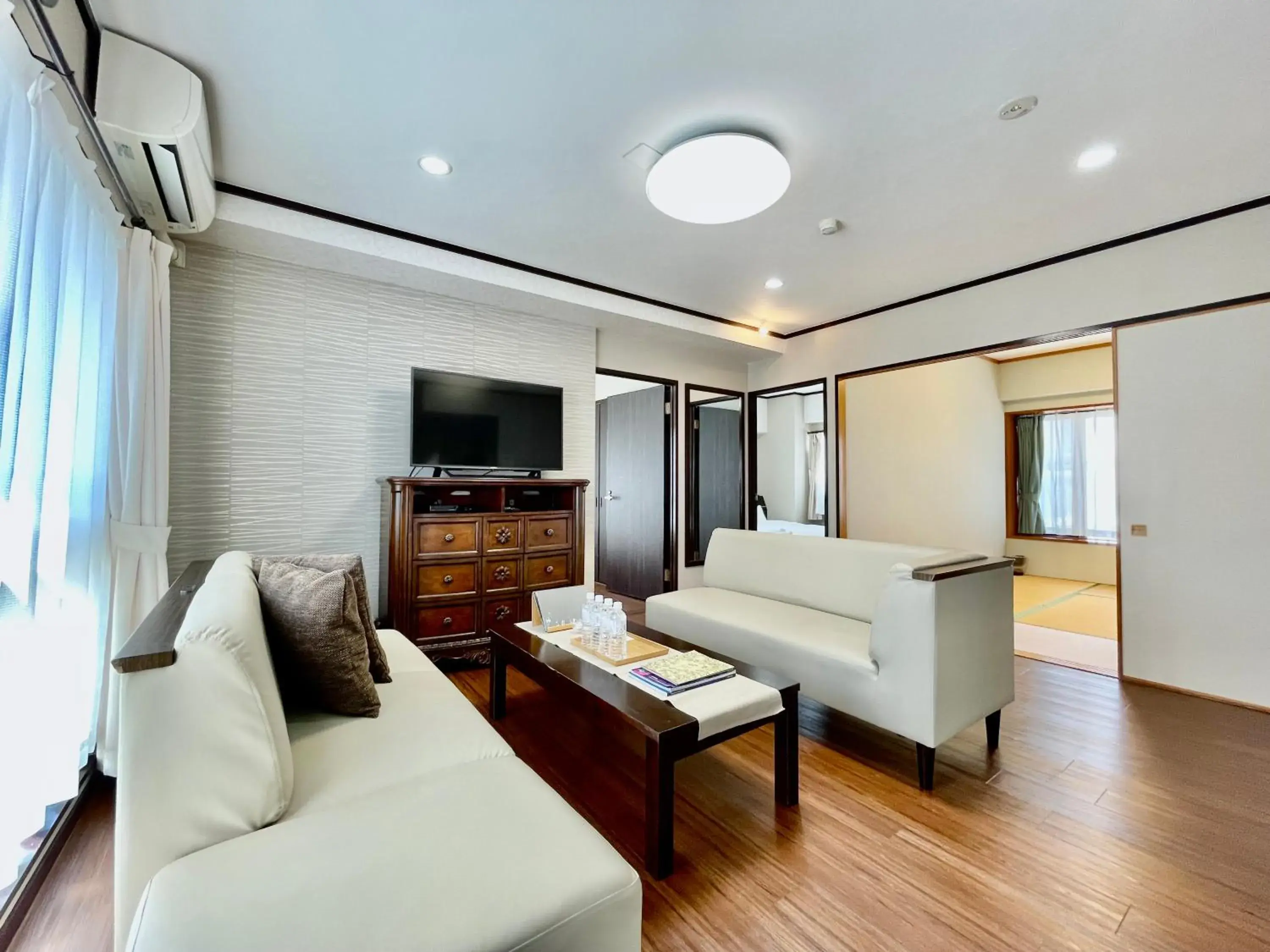 Superior Family Room in ホテル天使館 久茂地 -Tenshi-Kan- Superior Family Room in ホテル天使館 久茂地 -Tenshi-Kan-