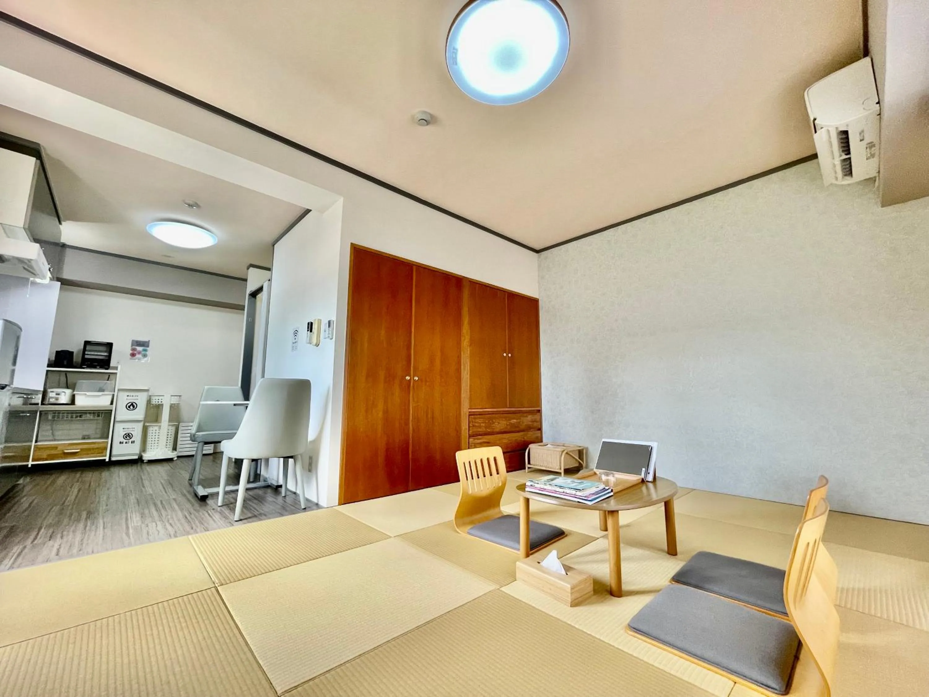 Living room in ホテル天使館 久茂地 -Tenshi-Kan-