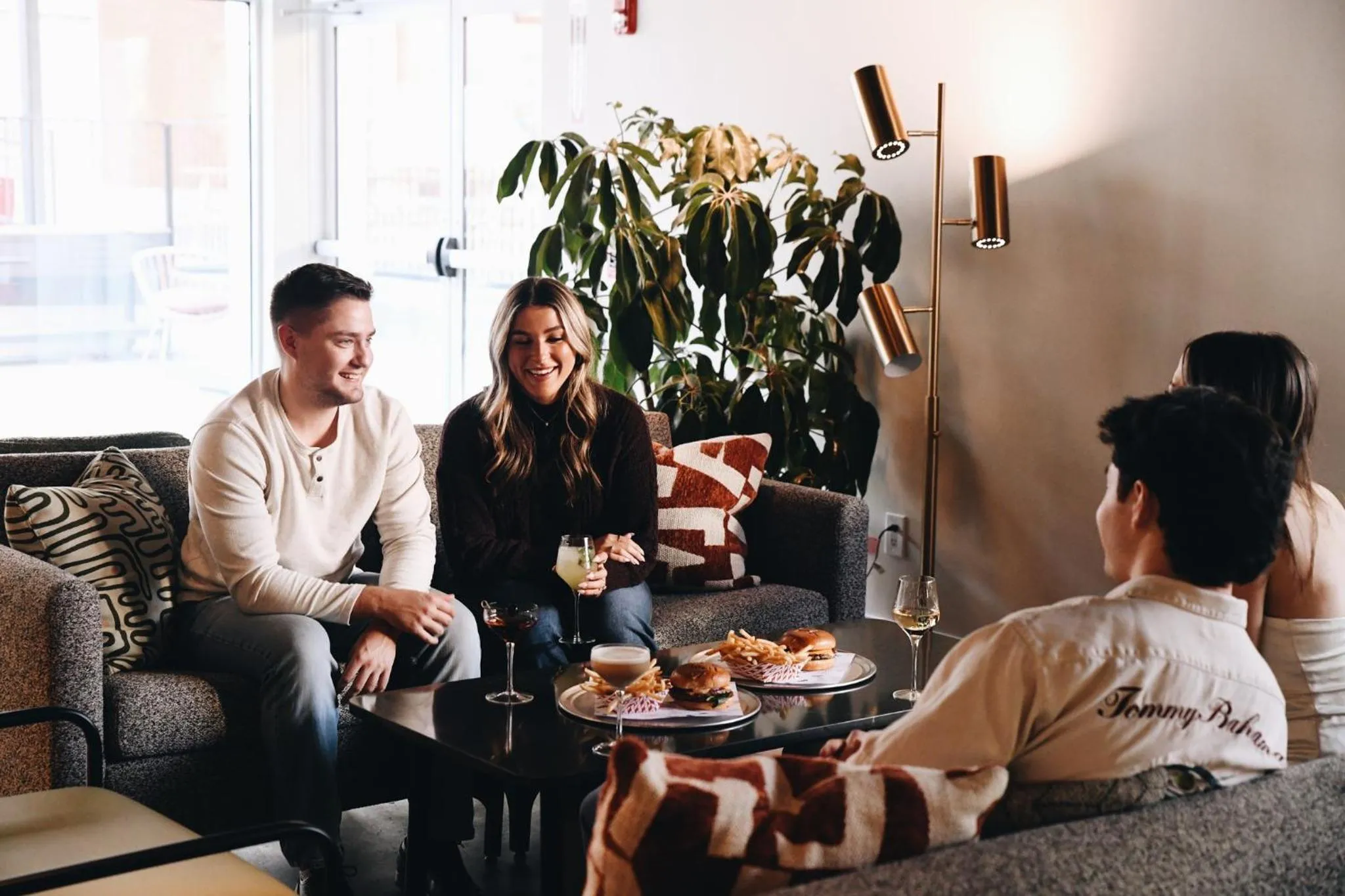 Lounge or bar in Hotel Indigo Saint Louis Central West End by IHG