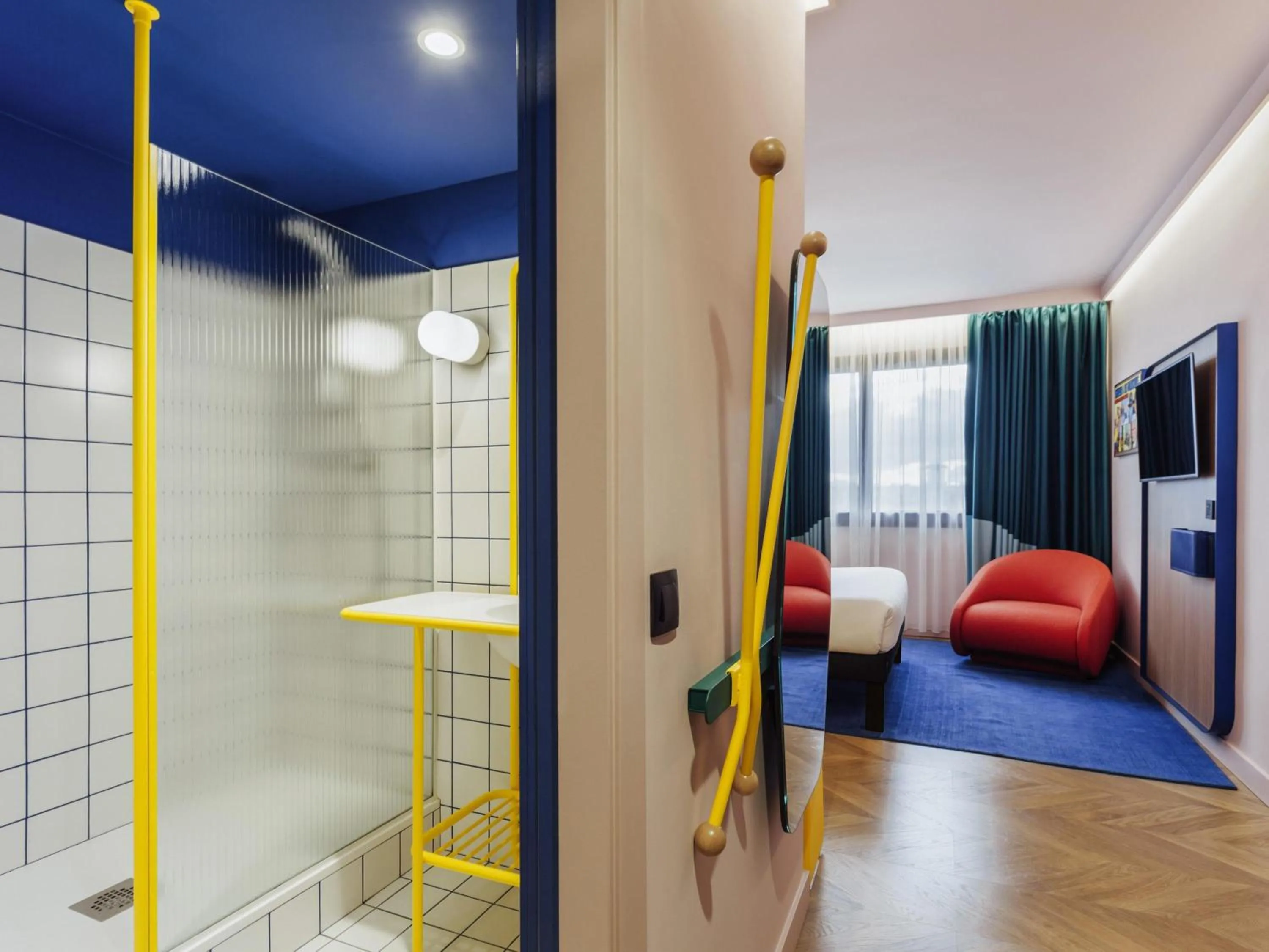 Bedroom in Ibis Styles Madrid City Las Ventas