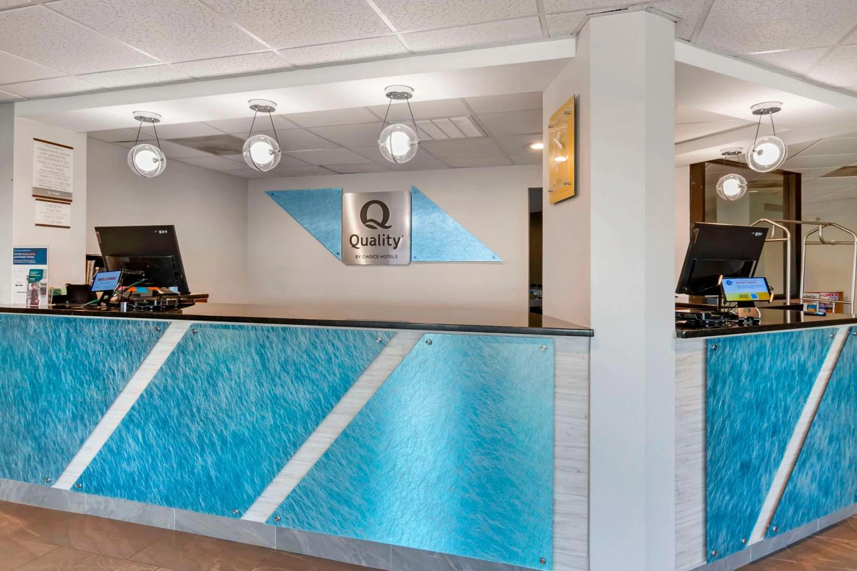 Lobby or reception in Quality Inn