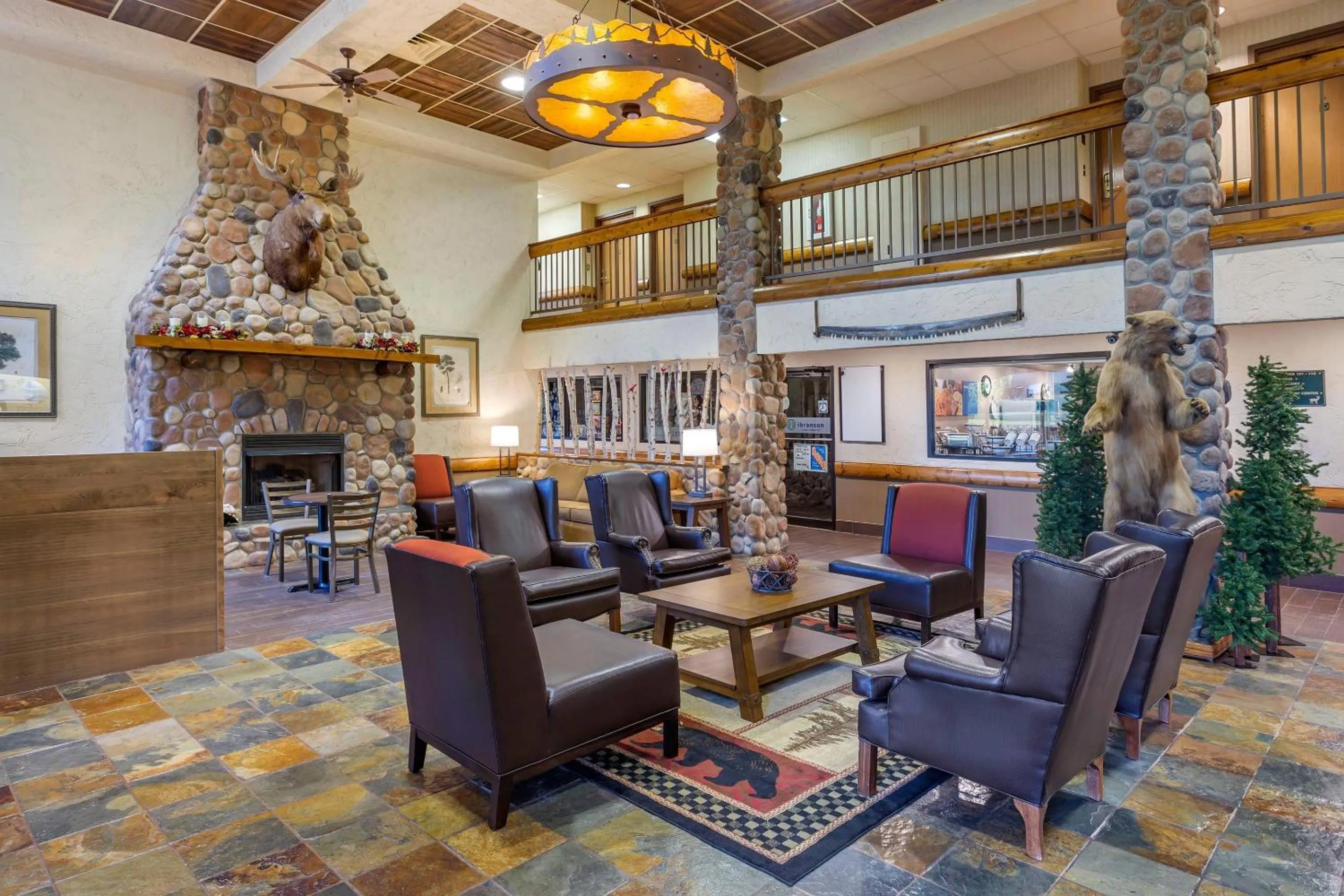 Lobby or reception in Comfort Inn & Suites Branson Meadows