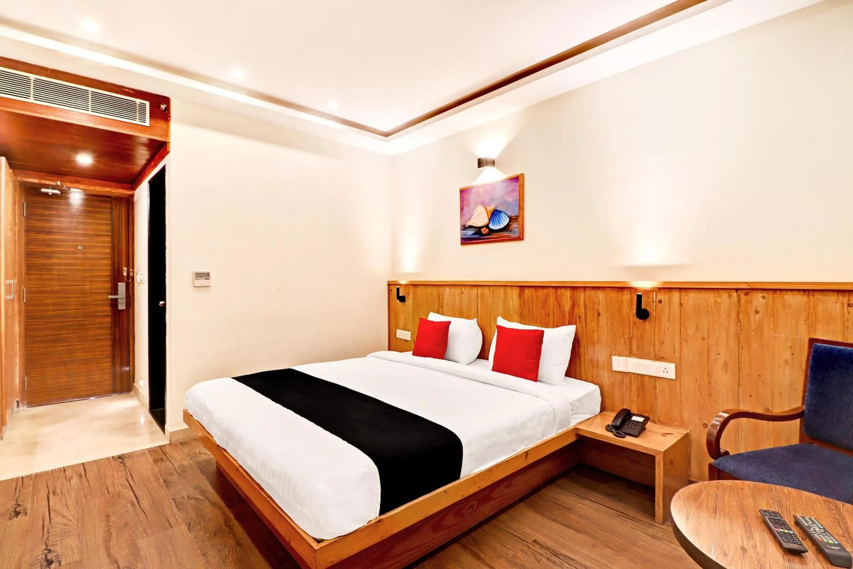 Bedroom, Bed in Townhouse Nyanappana Halli formerly Hotel La Prosperite