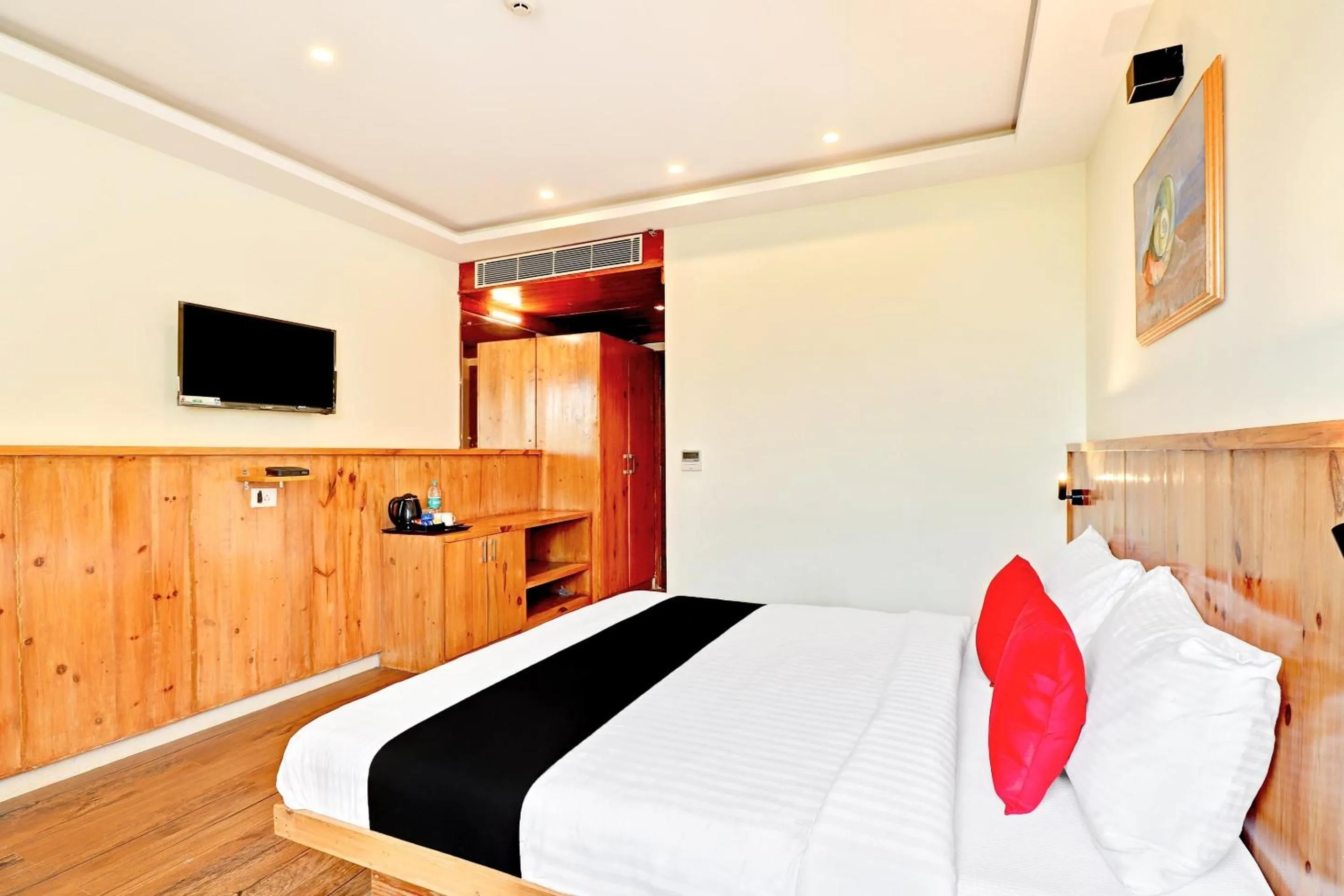 Bedroom, Bed in Townhouse Nyanappana Halli formerly Hotel La Prosperite