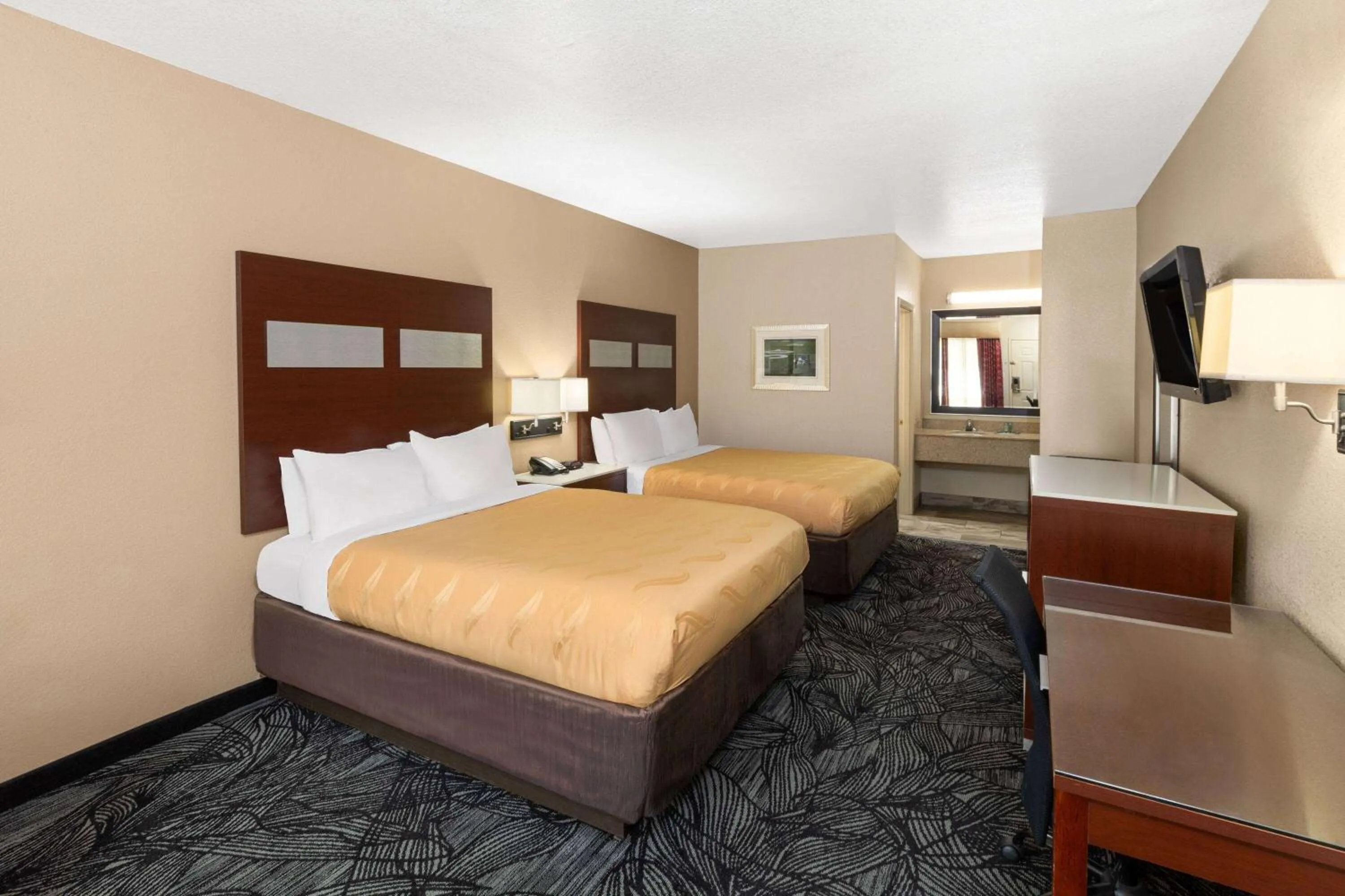 Photo of the whole room, Bed in Hotel Oxford