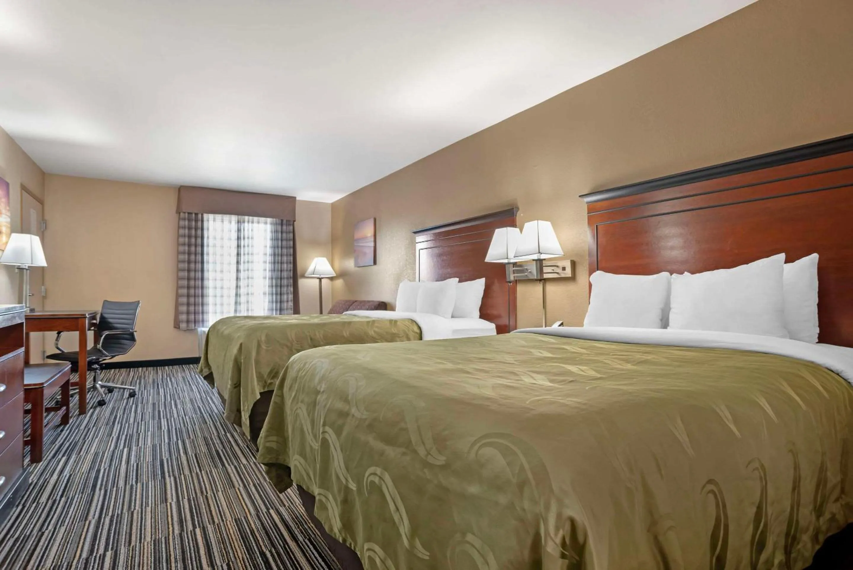 Bedroom, Bed in Quality Inn