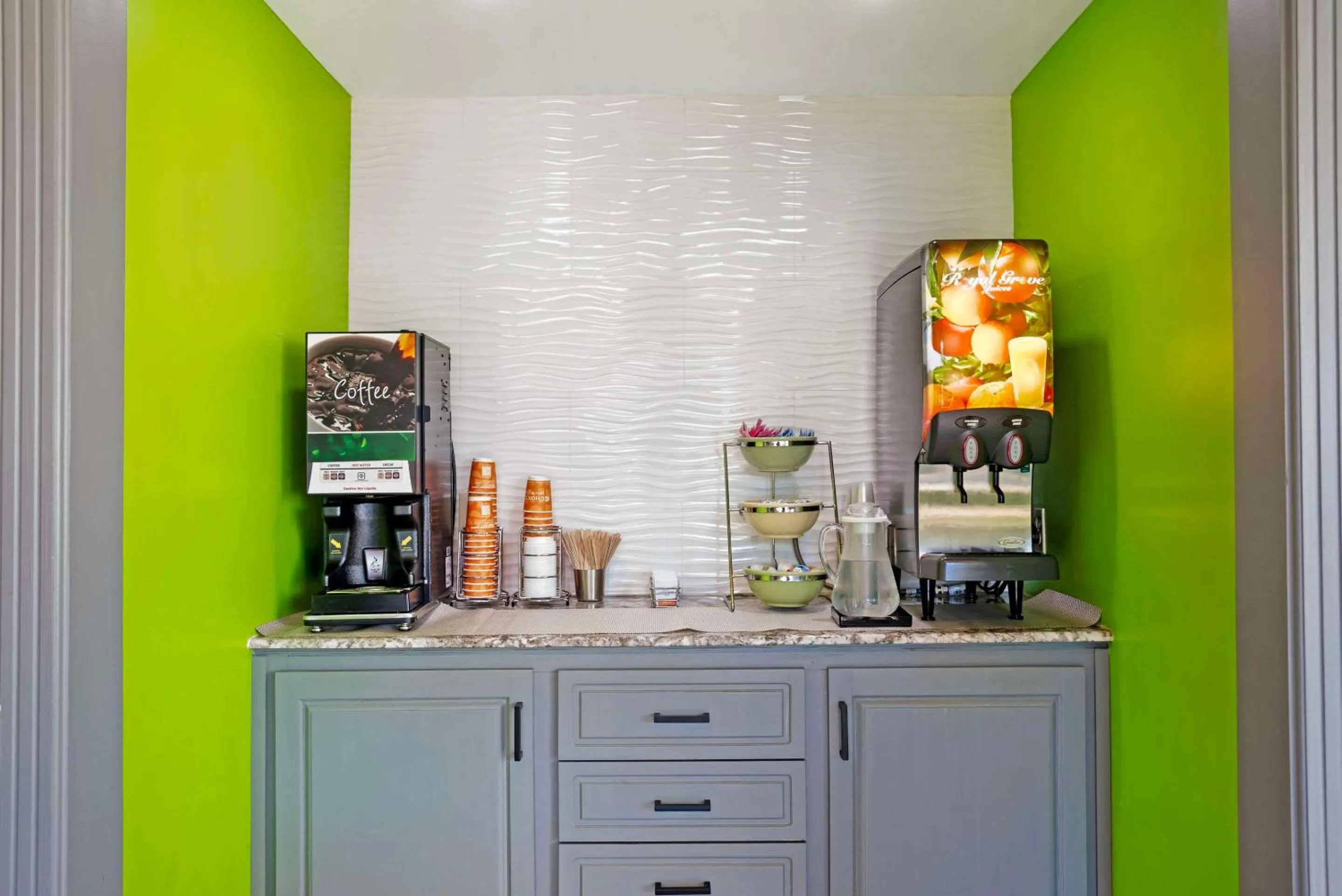 Breakfast in Quality Inn