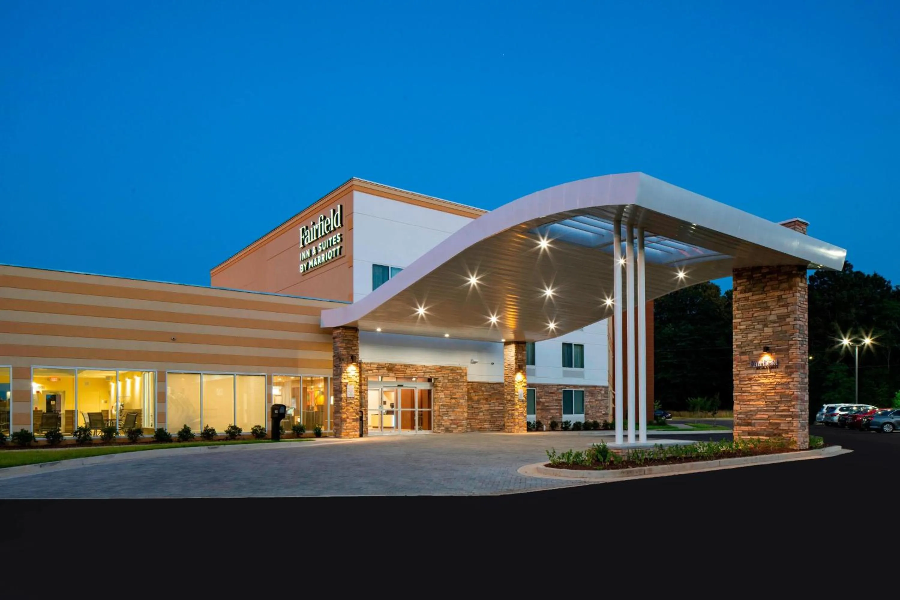 Property building in Fairfield Inn & Suites by Marriott Batesville